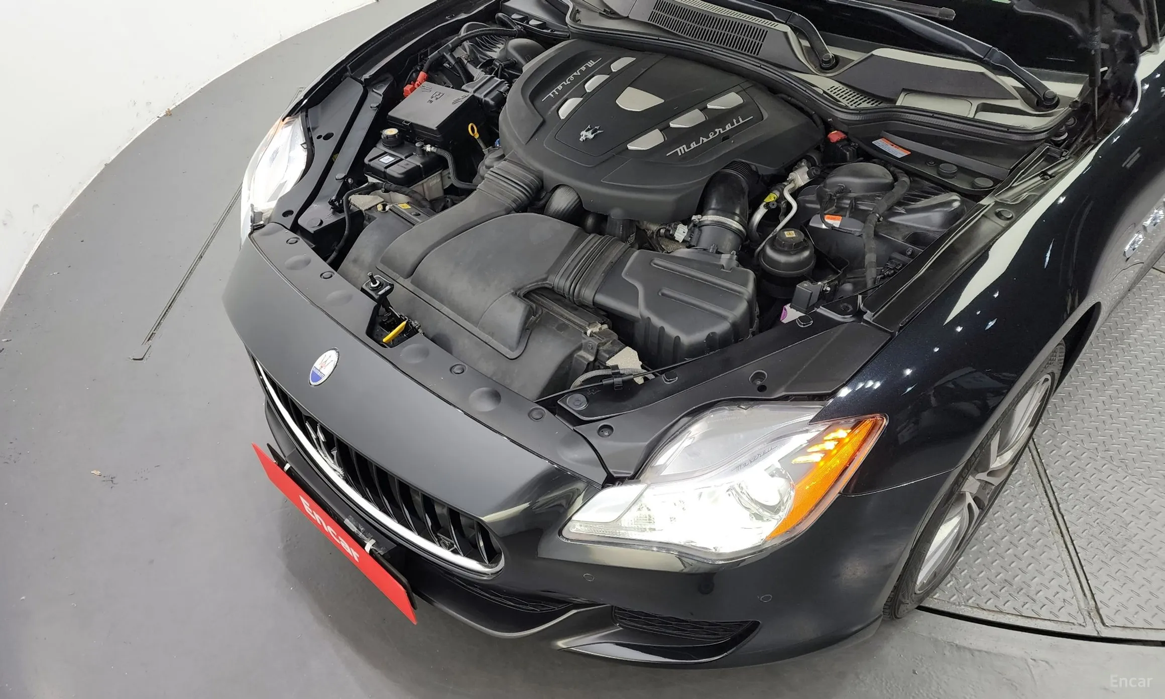 Maserati Quattroporte превью 6