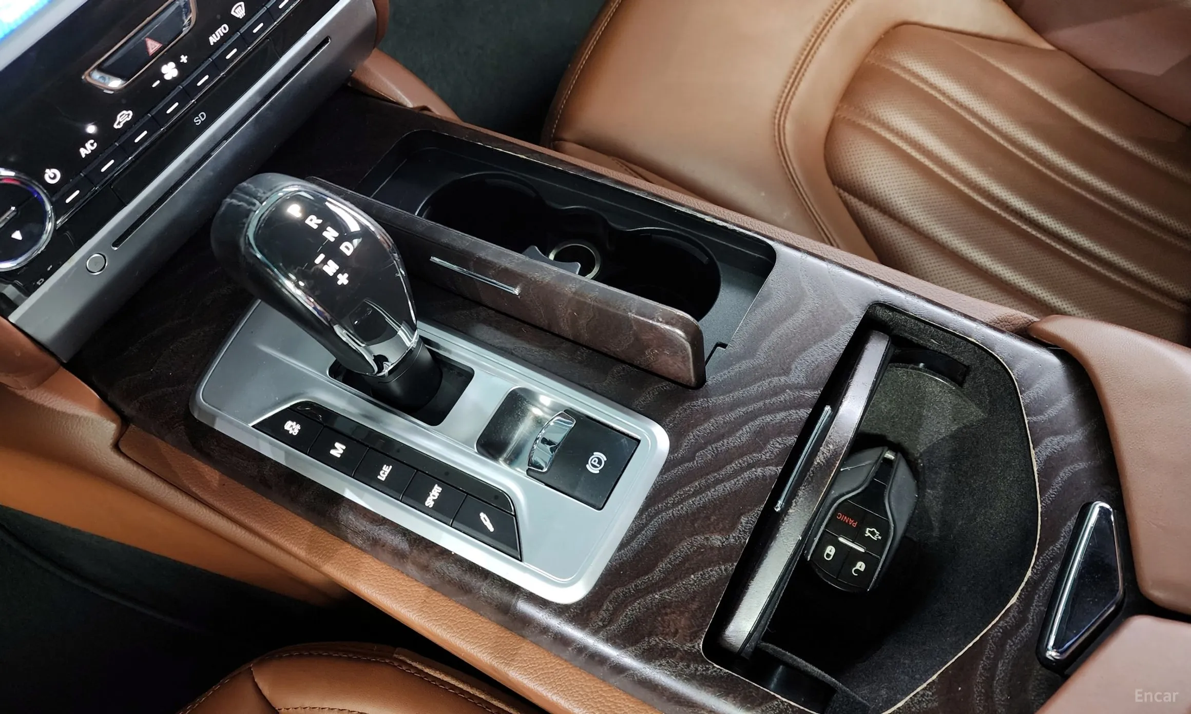 Maserati Quattroporte превью 9