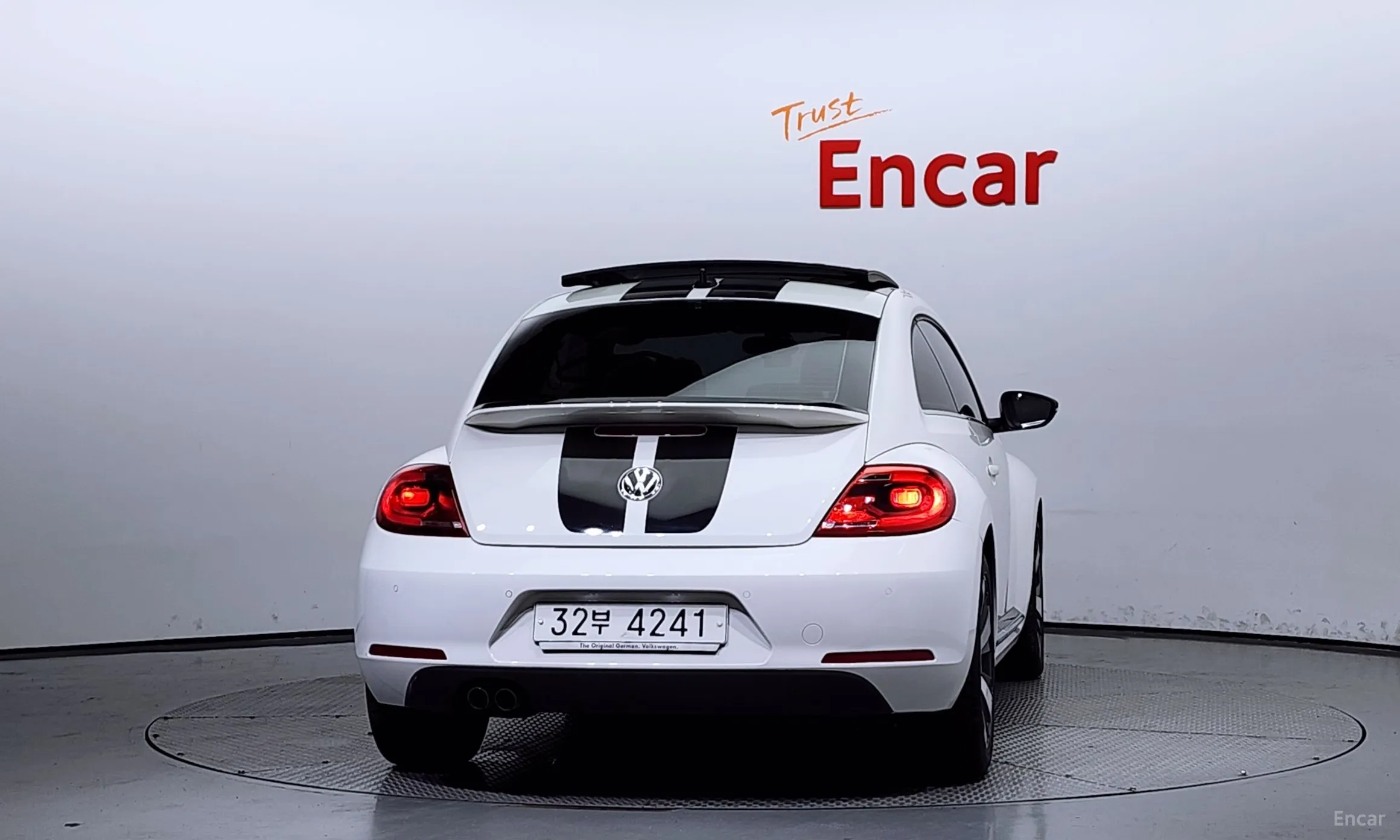 Volkswagen The Beetle превью 3