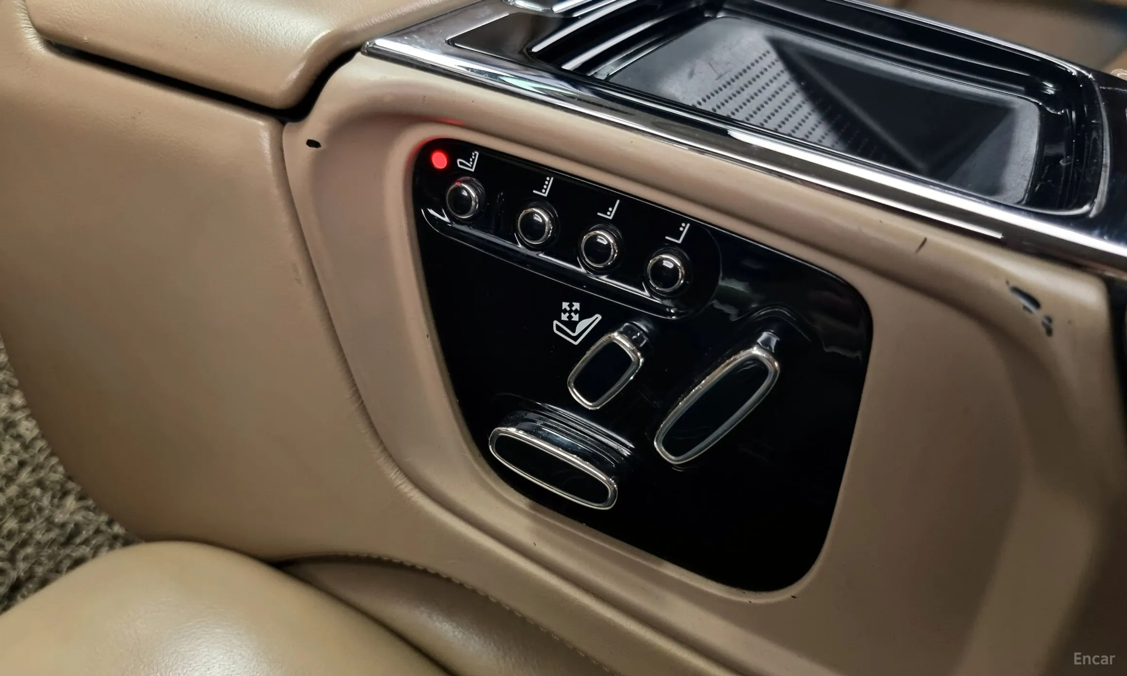 Jaguar All New XJ превью 16