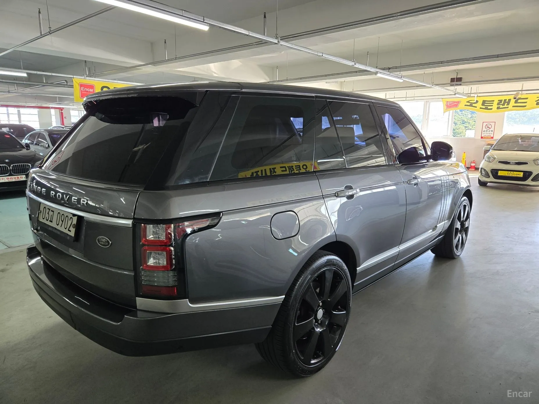 Land Rover Range Rover 4th Generation превью 3