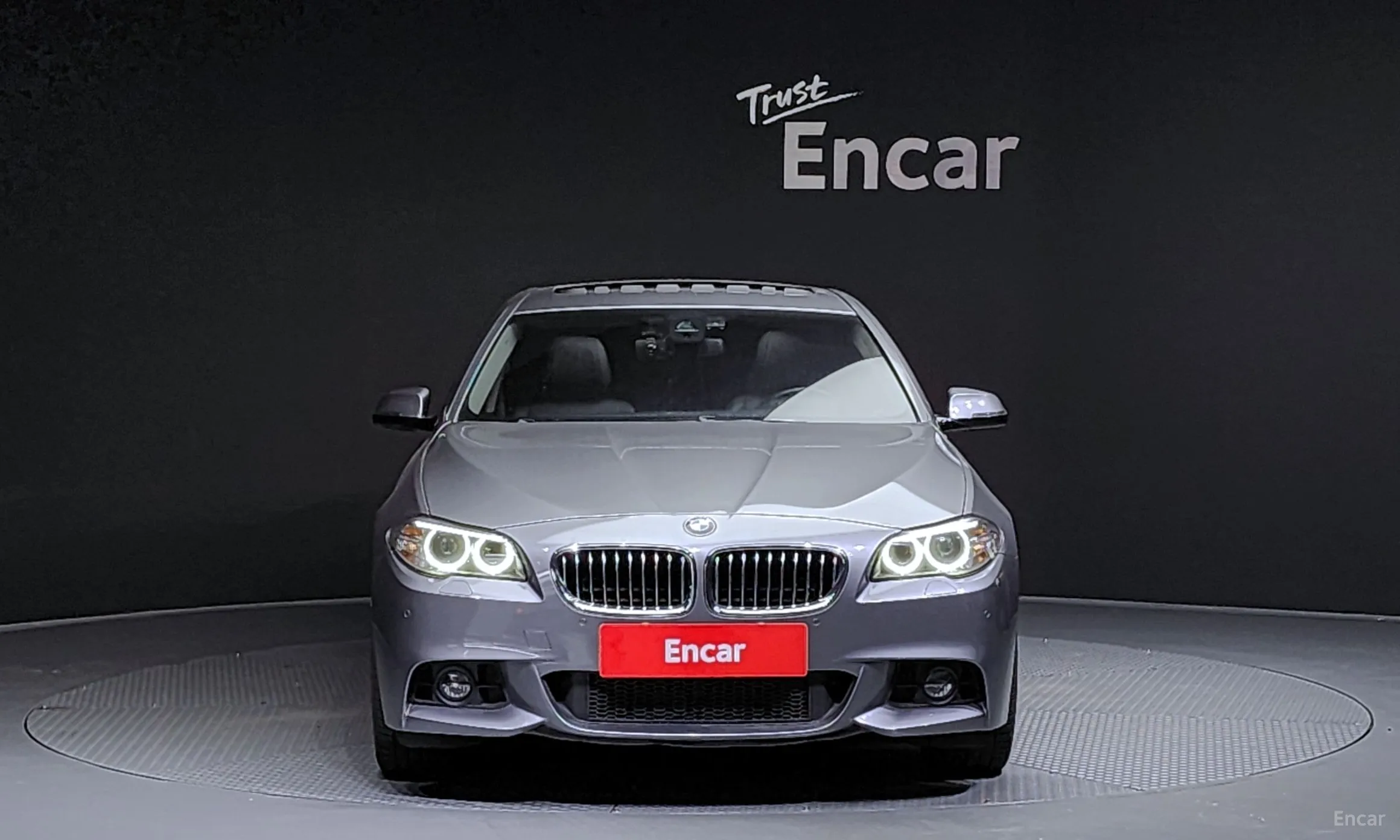 BMW 5 Series (F10) превью 2