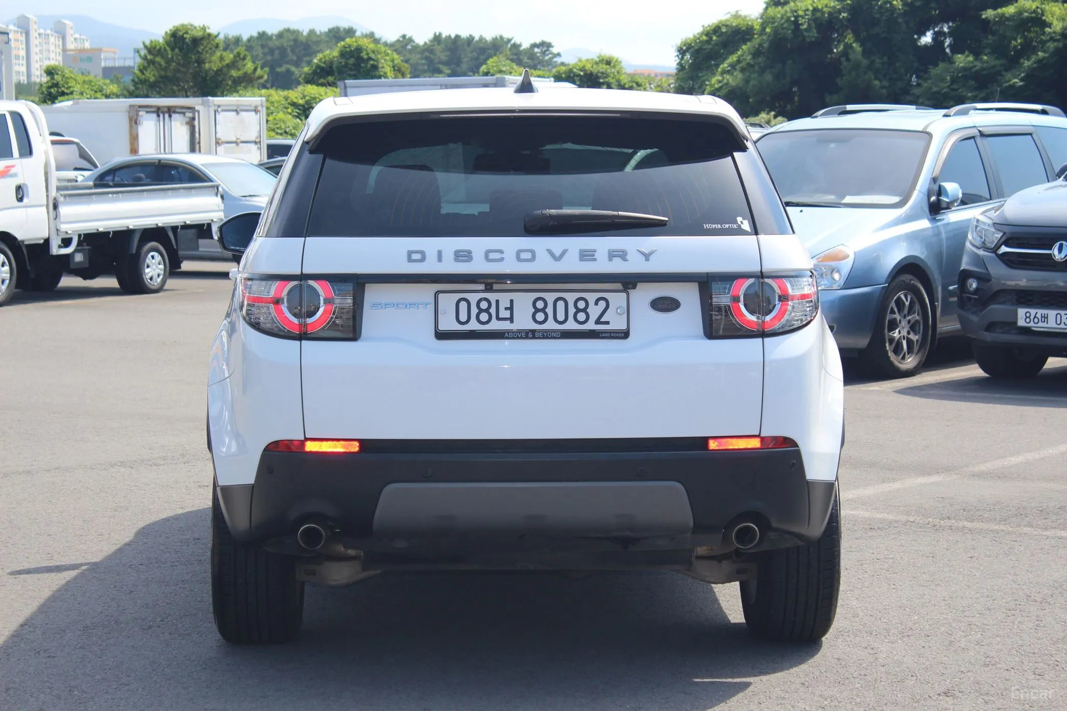 Land Rover Discovery Sports превью 2