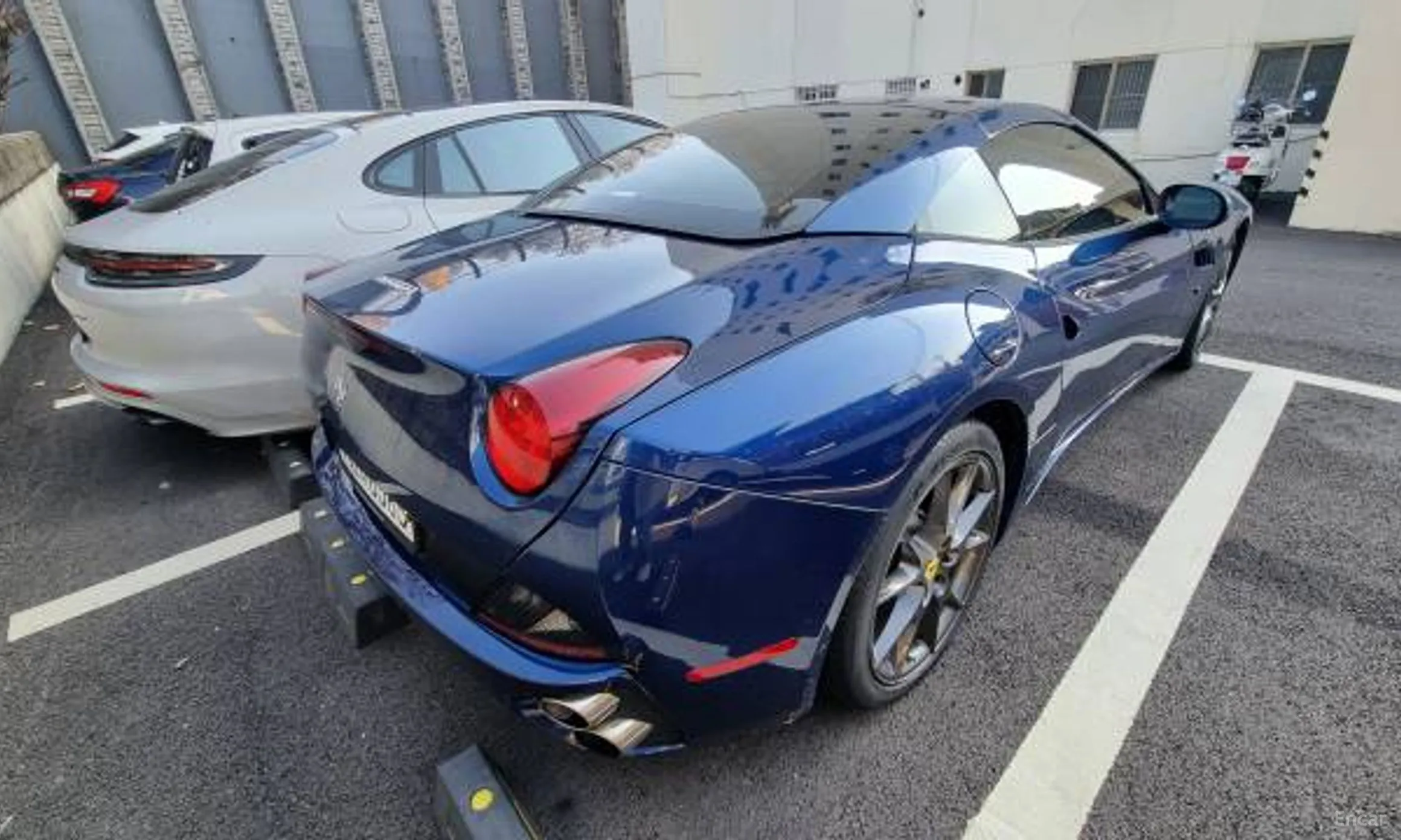 Ferrari California