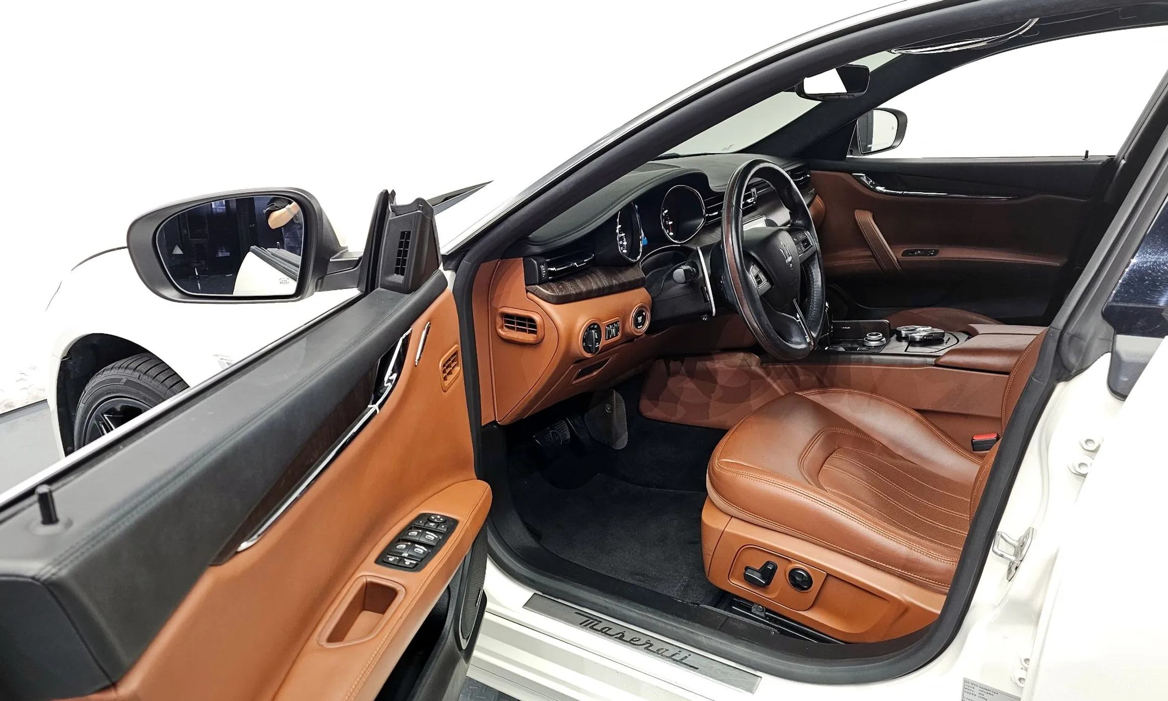 Maserati Quattroporte превью 11