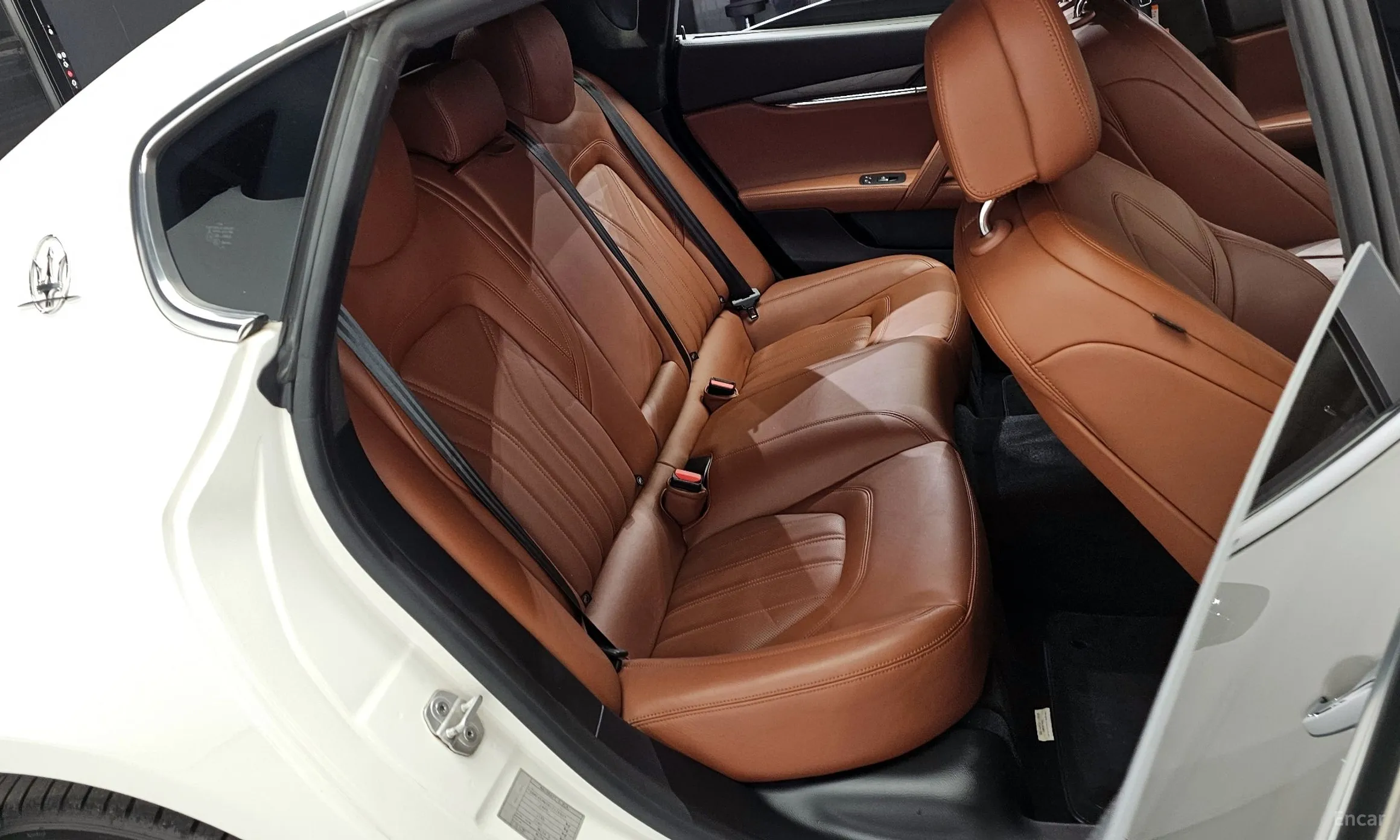 Maserati Quattroporte превью 12