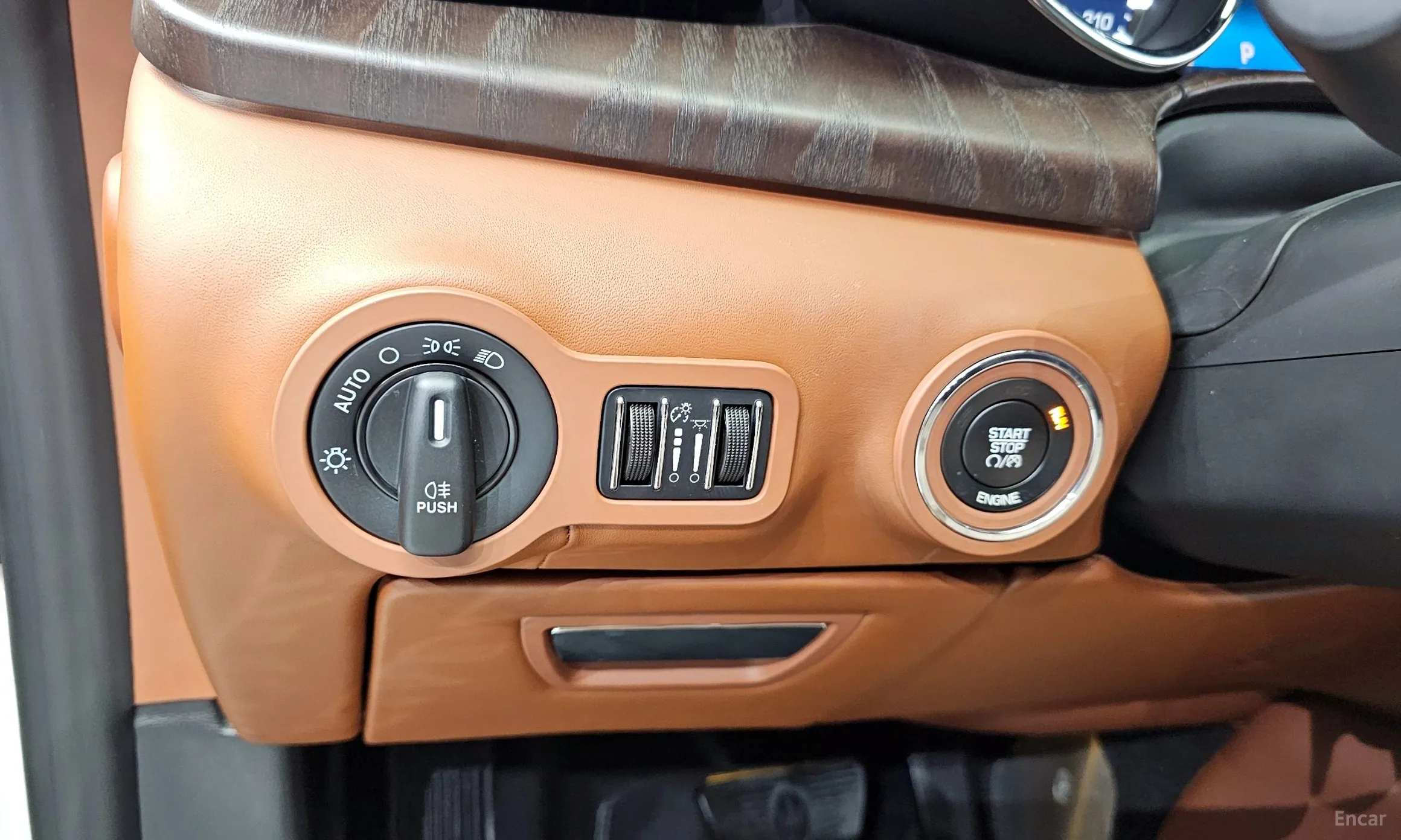 Maserati Quattroporte превью 17
