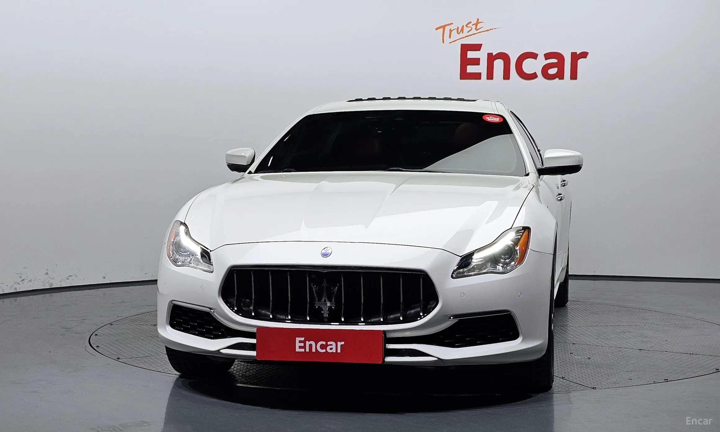 Maserati Quattroporte превью 3