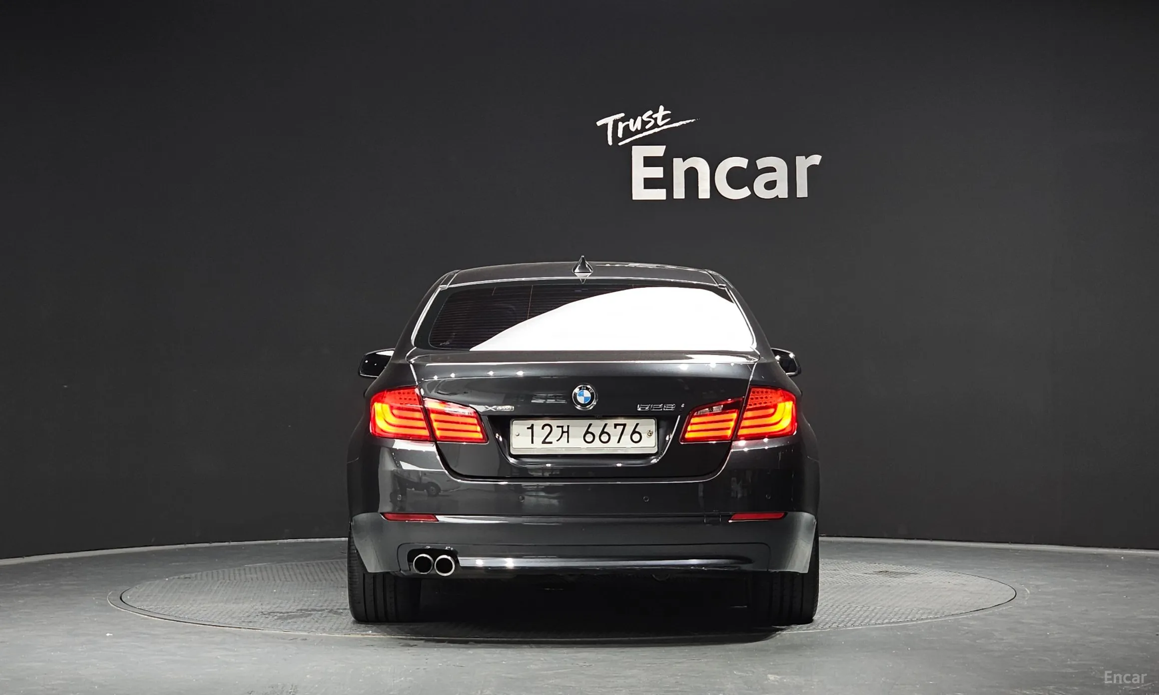BMW 5 Series (F10) превью 3