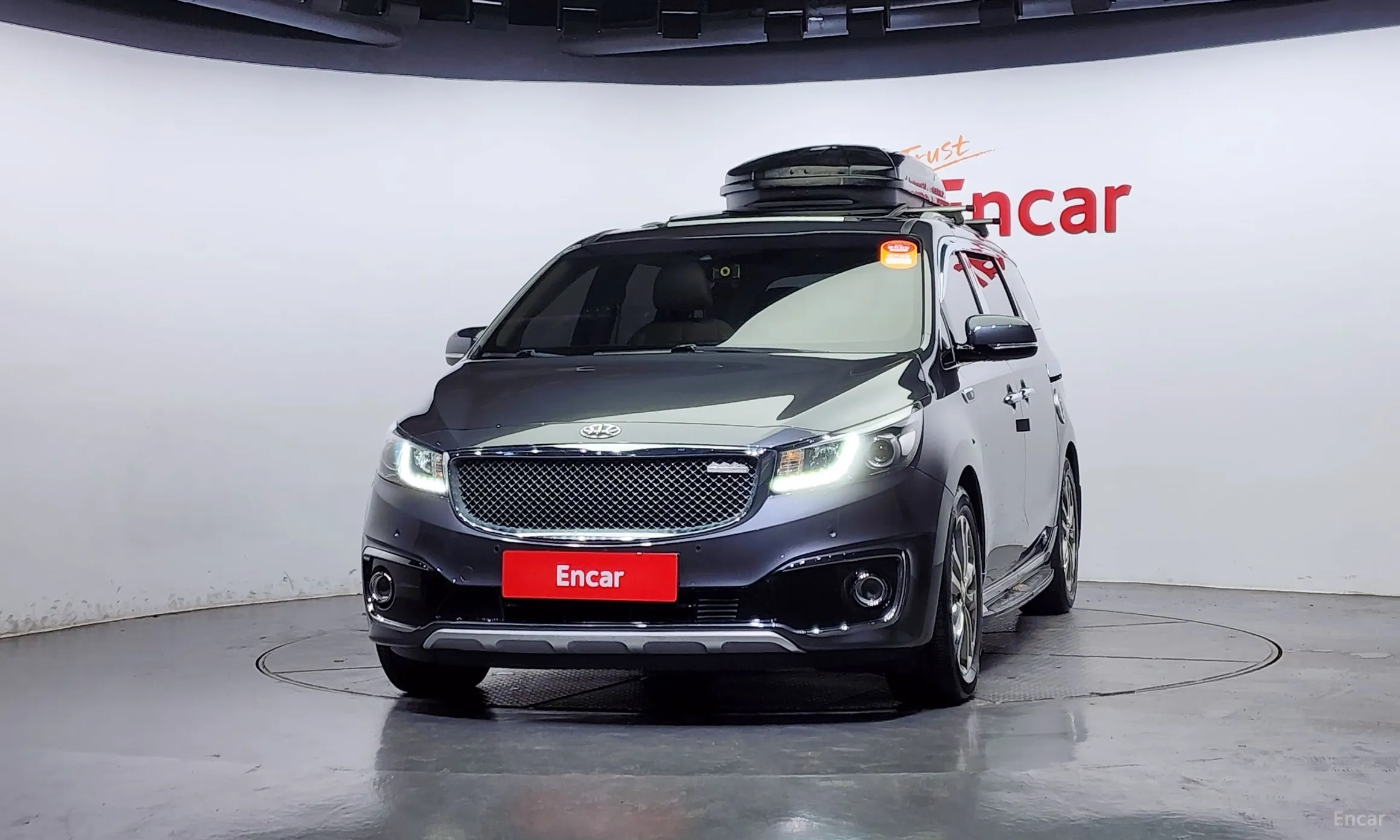 Kia Carnival превью 2