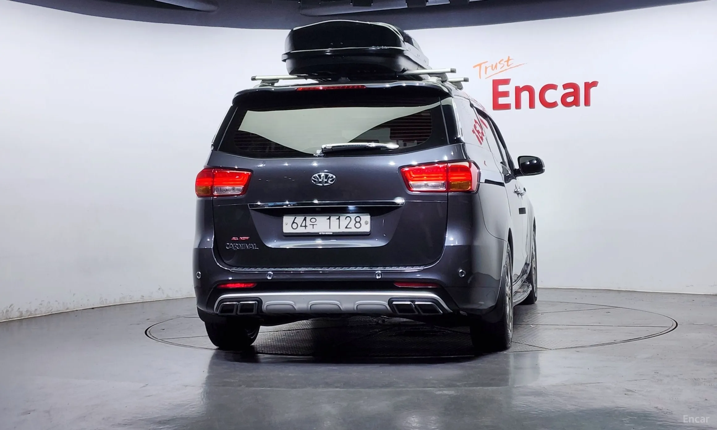 Kia Carnival превью 3