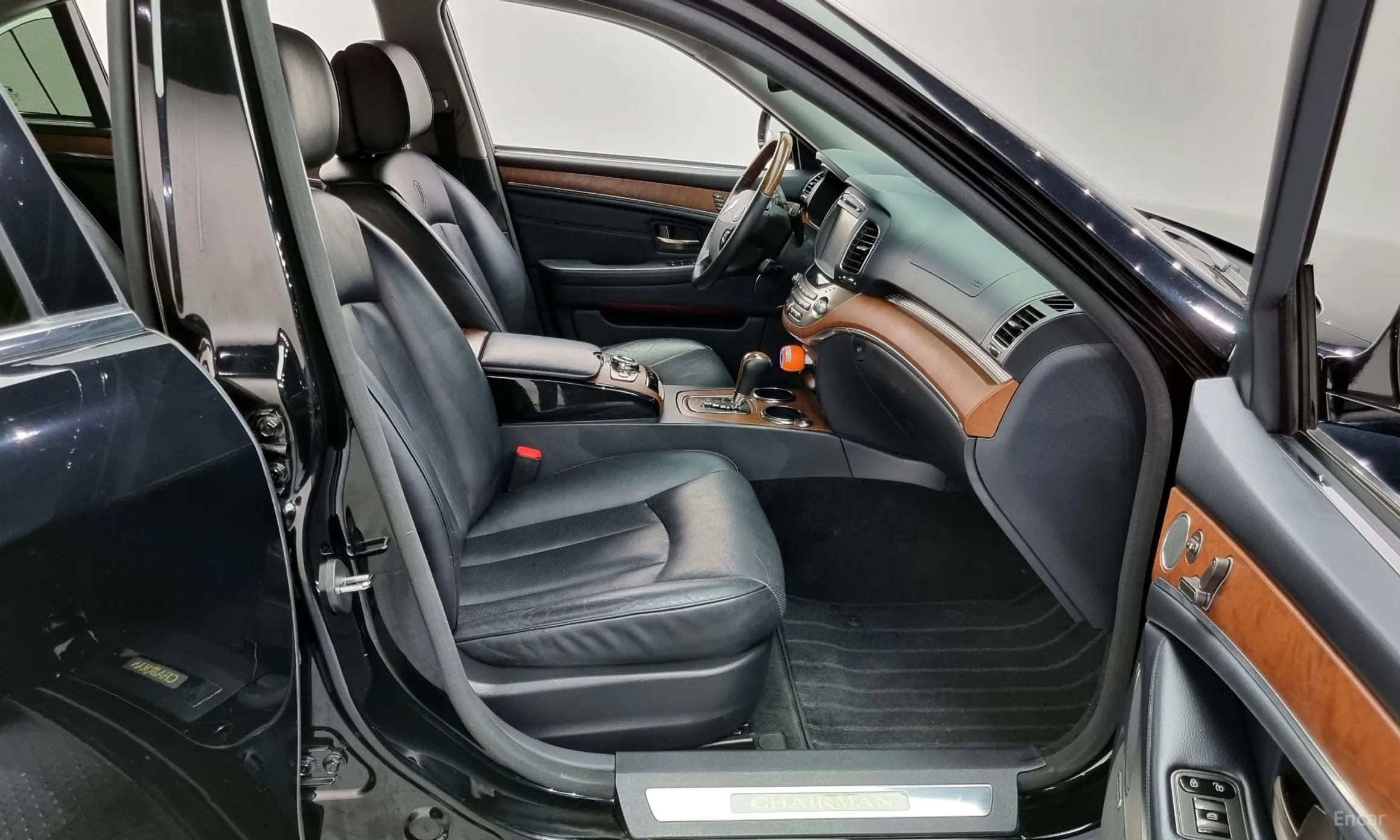 KG Mobility (SsangYong) Chairman W превью 10