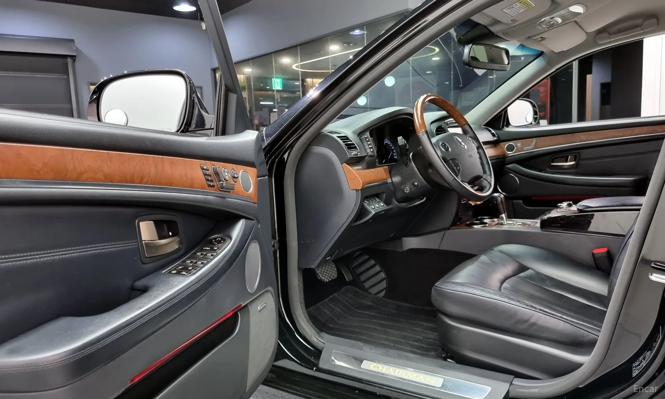 KG Mobility (SsangYong) Chairman W превью 11