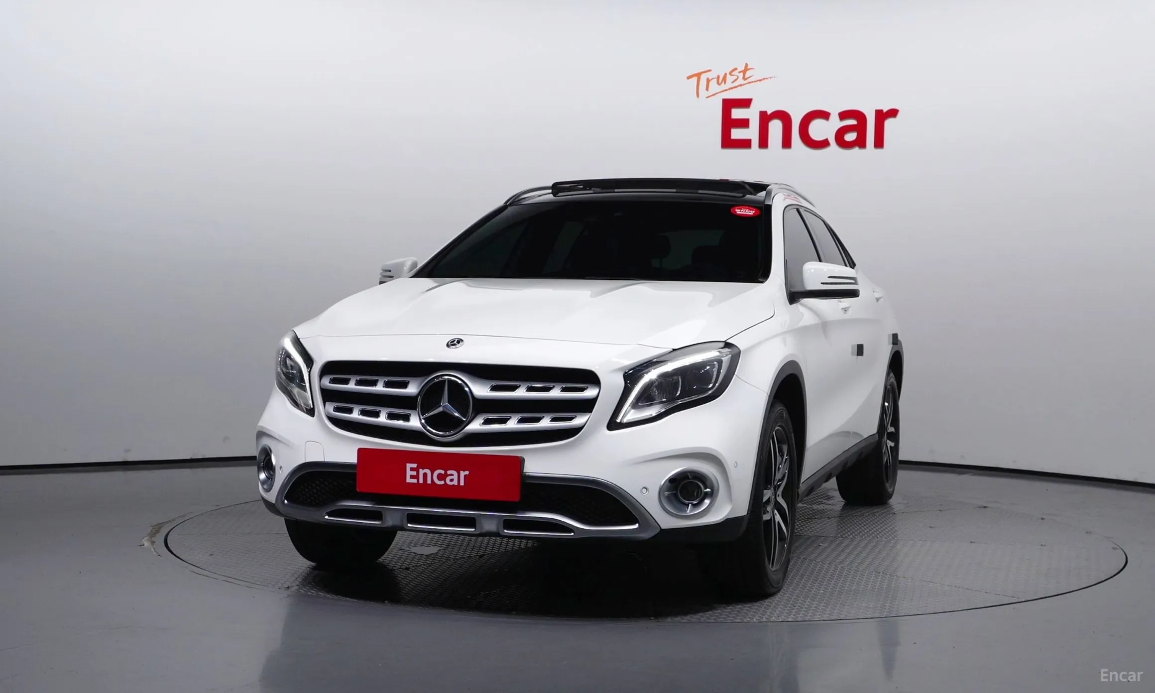 Mercedes Benz GLA-Class X156 превью 2