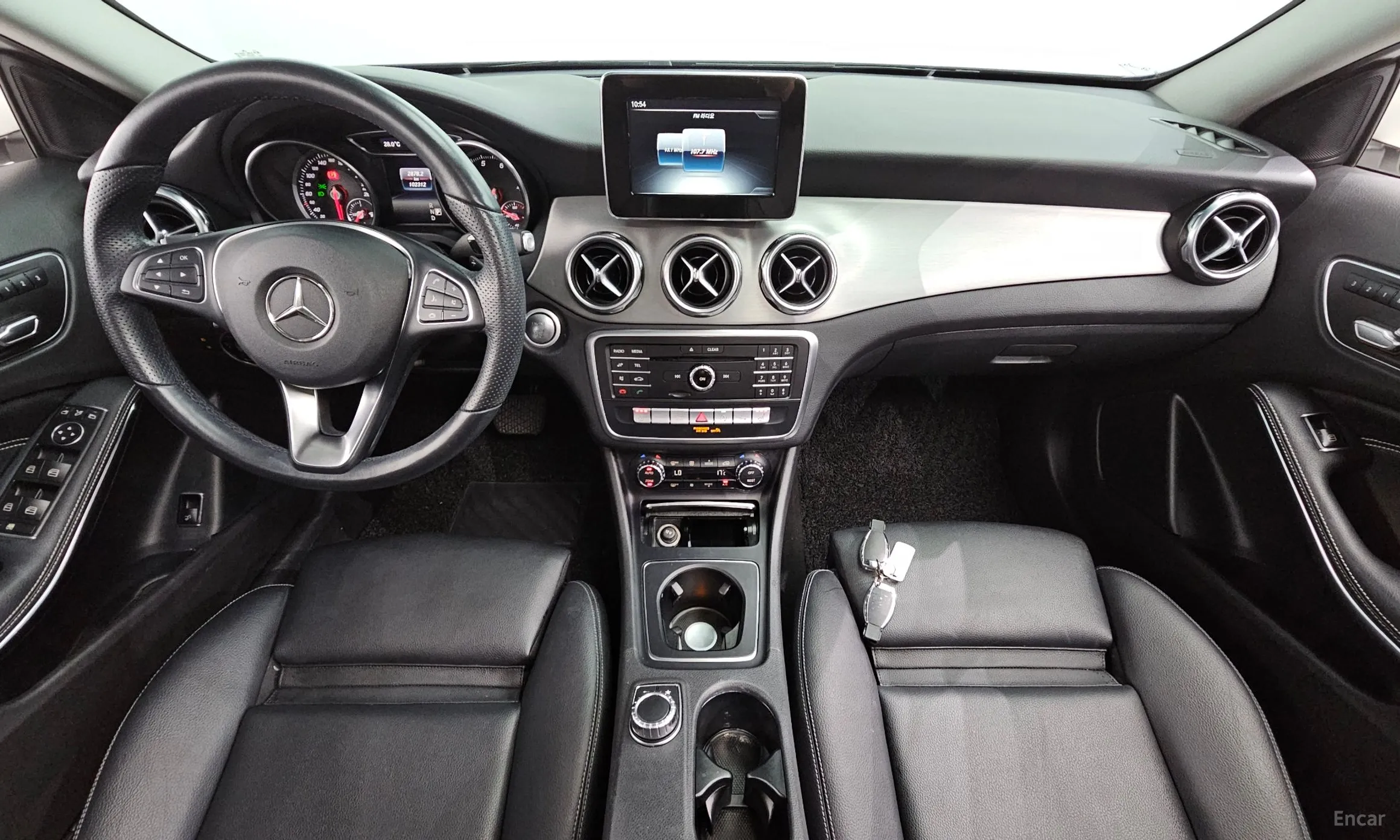 Mercedes Benz GLA-Class X156 превью 4