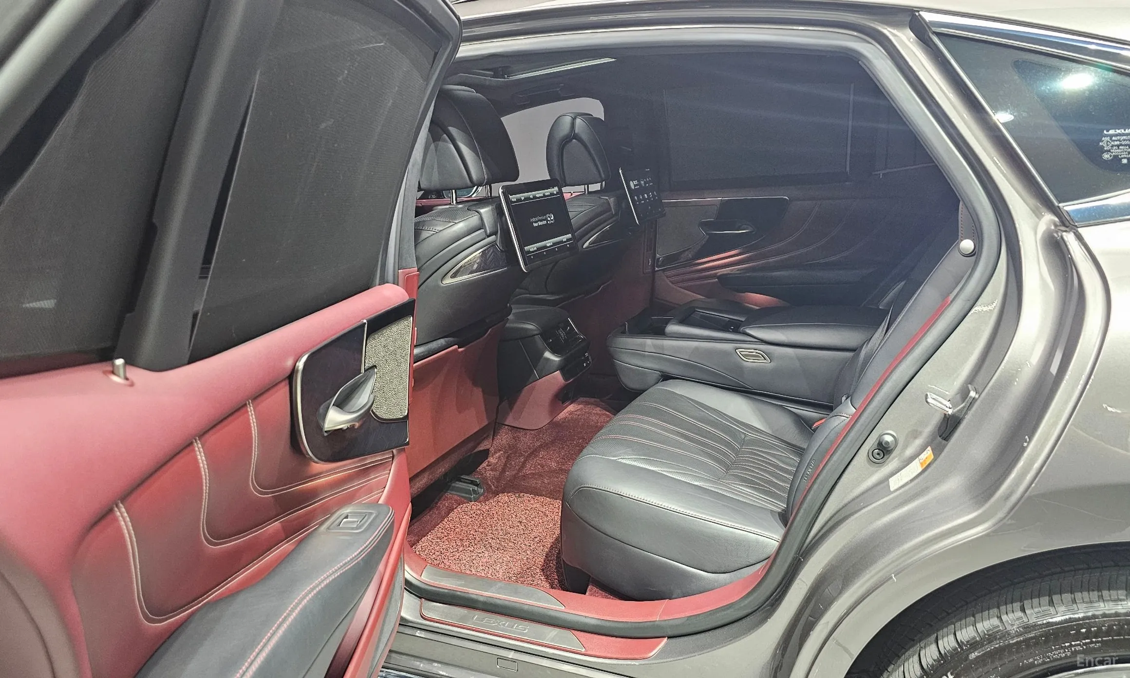 Lexus LS500h Gen 5 превью 12