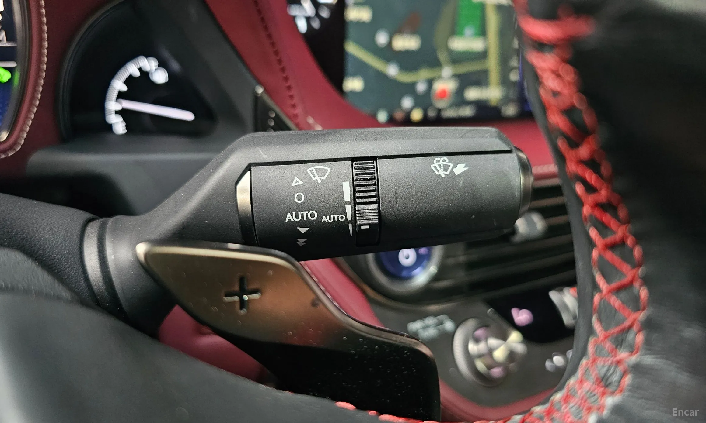Lexus LS500h Gen 5 превью 17