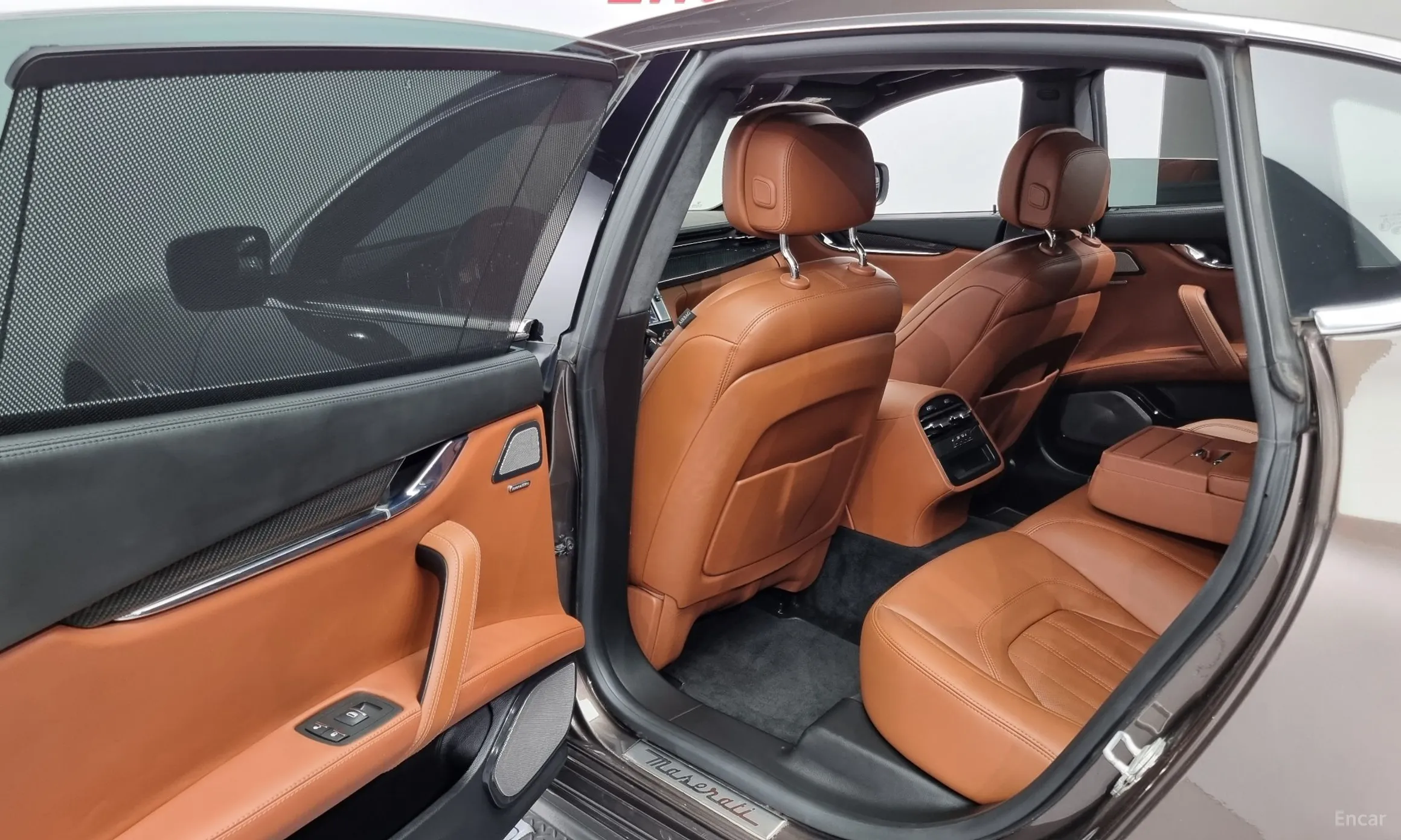 Maserati Quattroporte превью 17