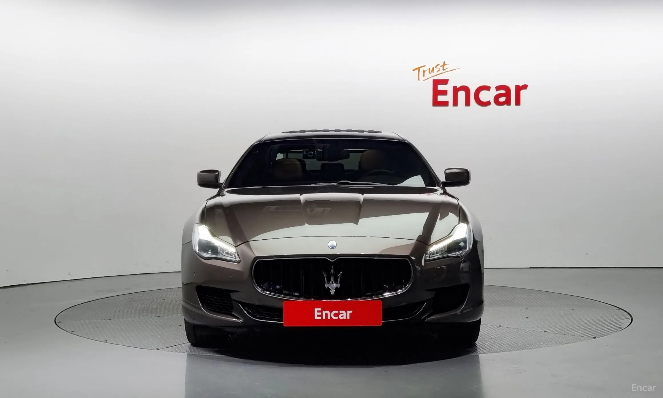 Maserati Quattroporte превью 3