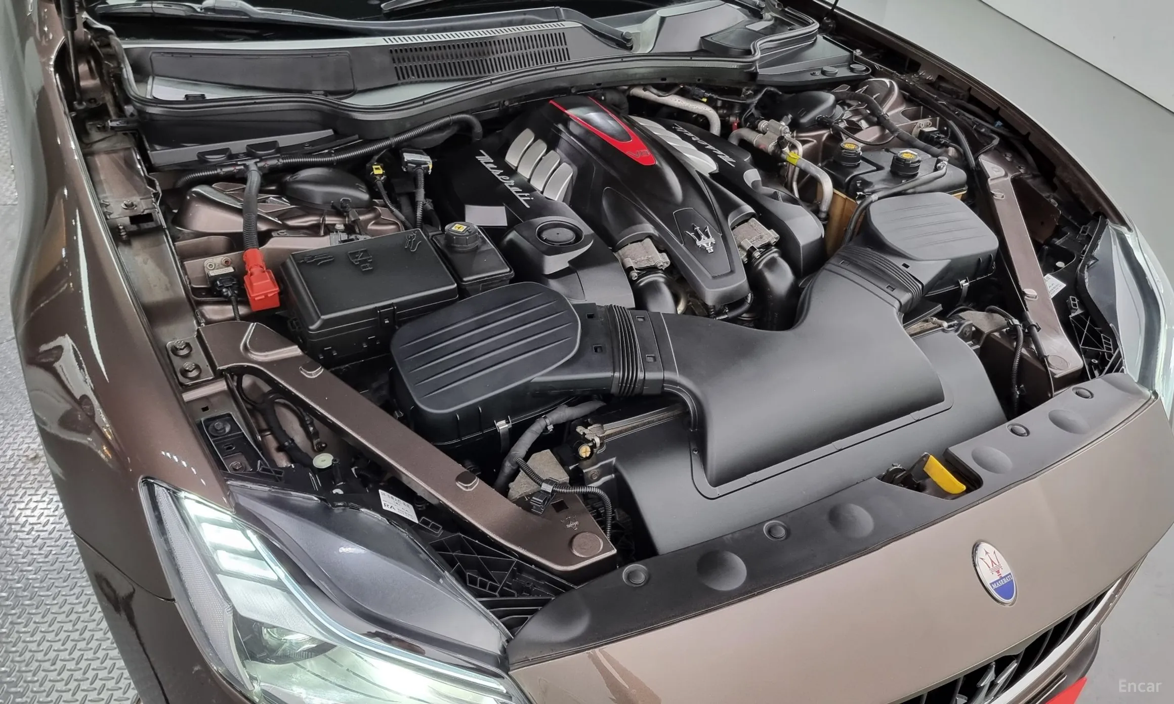 Maserati Quattroporte превью 6