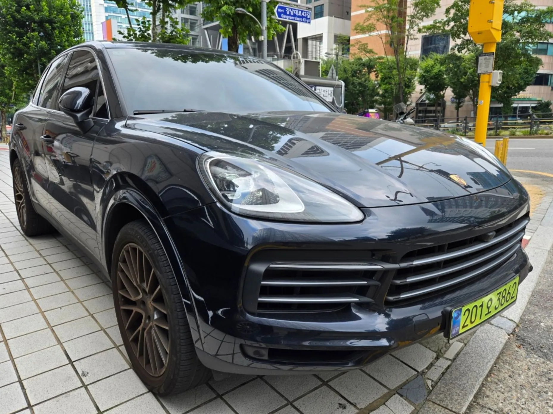 Porsche Cayenne (PO536) превью 2