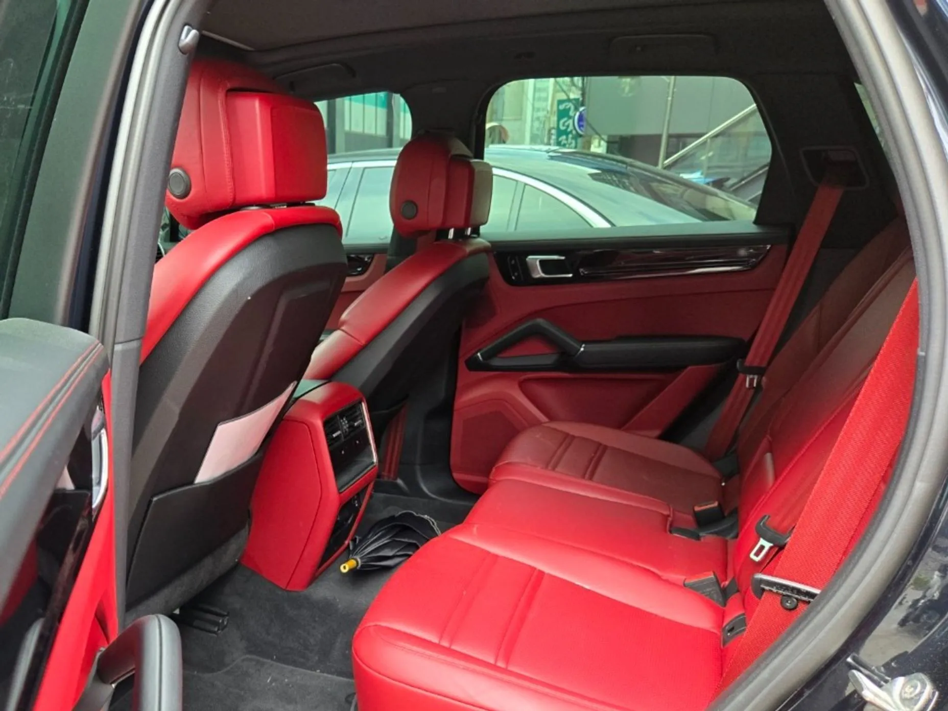 Porsche Cayenne (PO536) превью 4