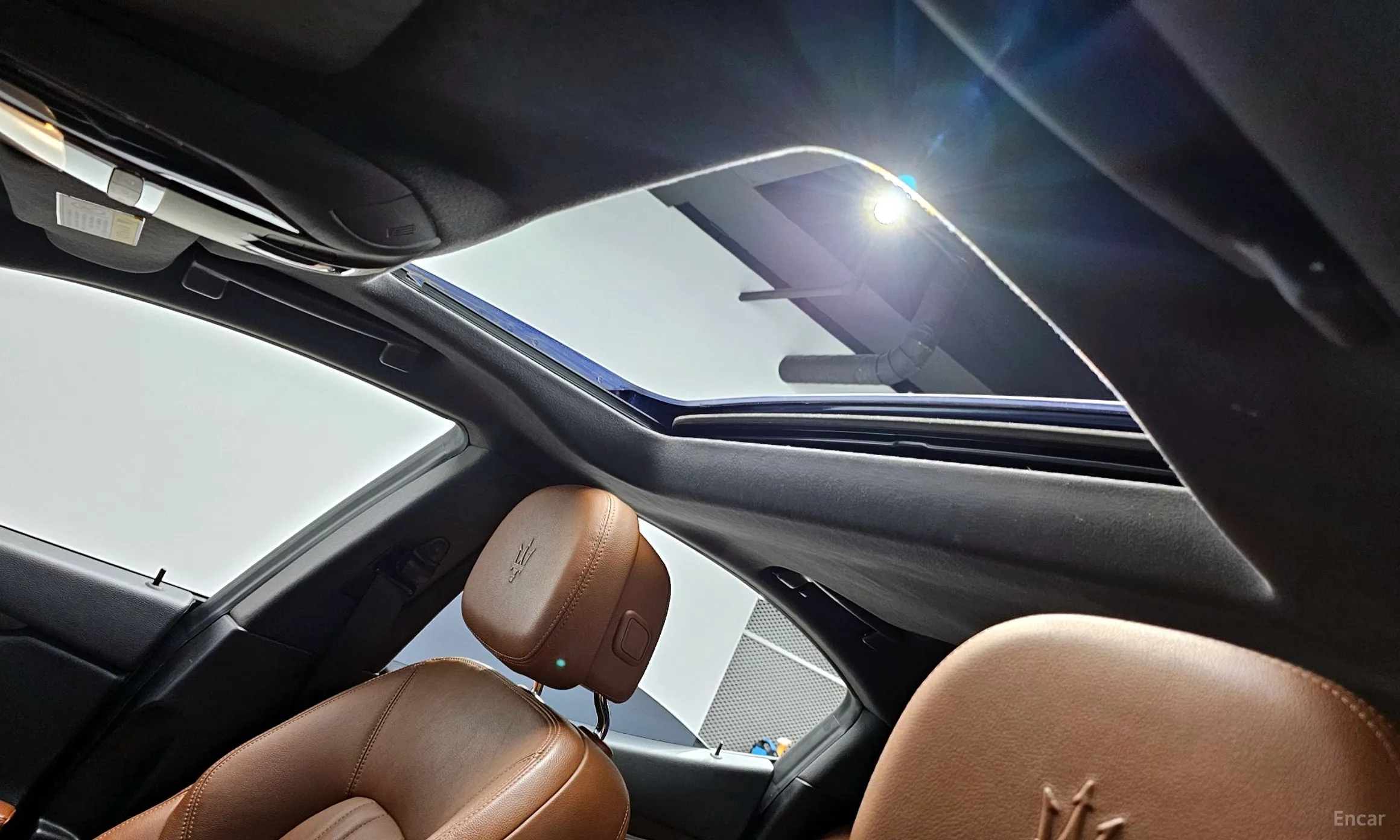 Maserati Ghibli превью 20
