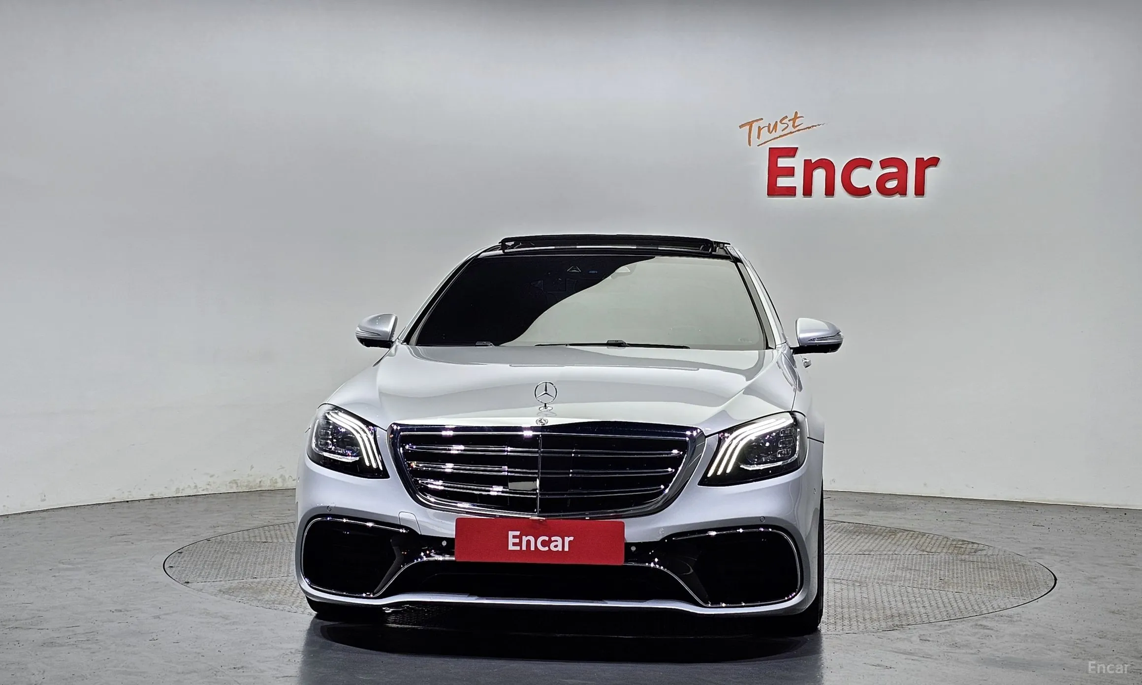 Mercedes Benz S-Class W222