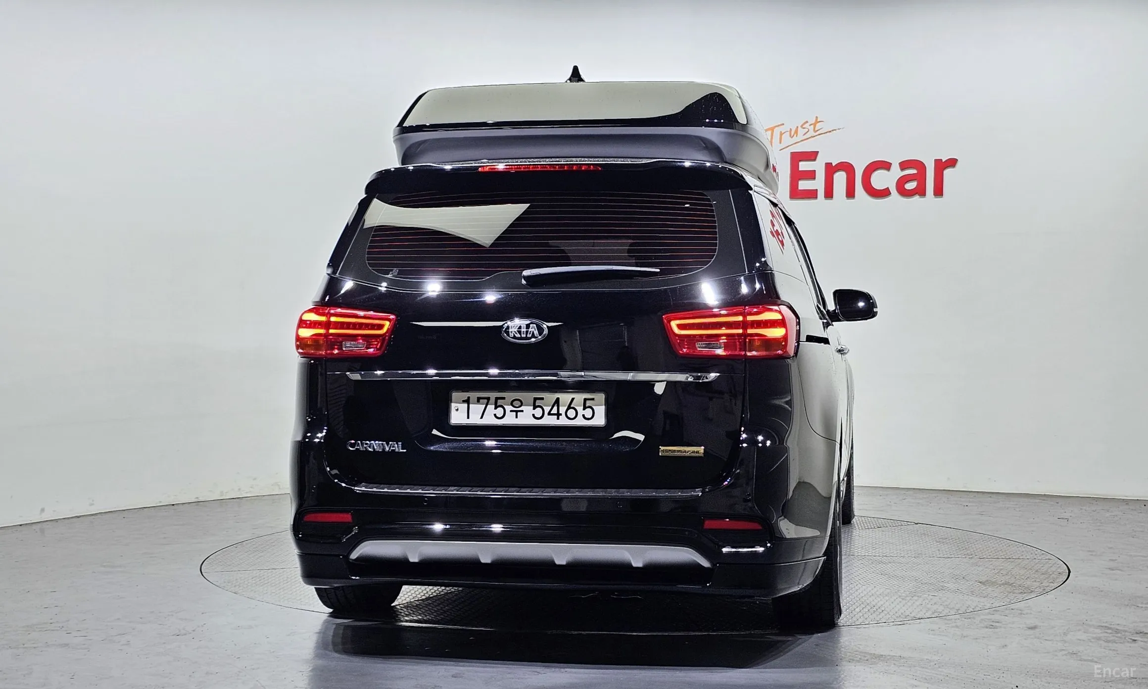 Kia Carnival превью 3