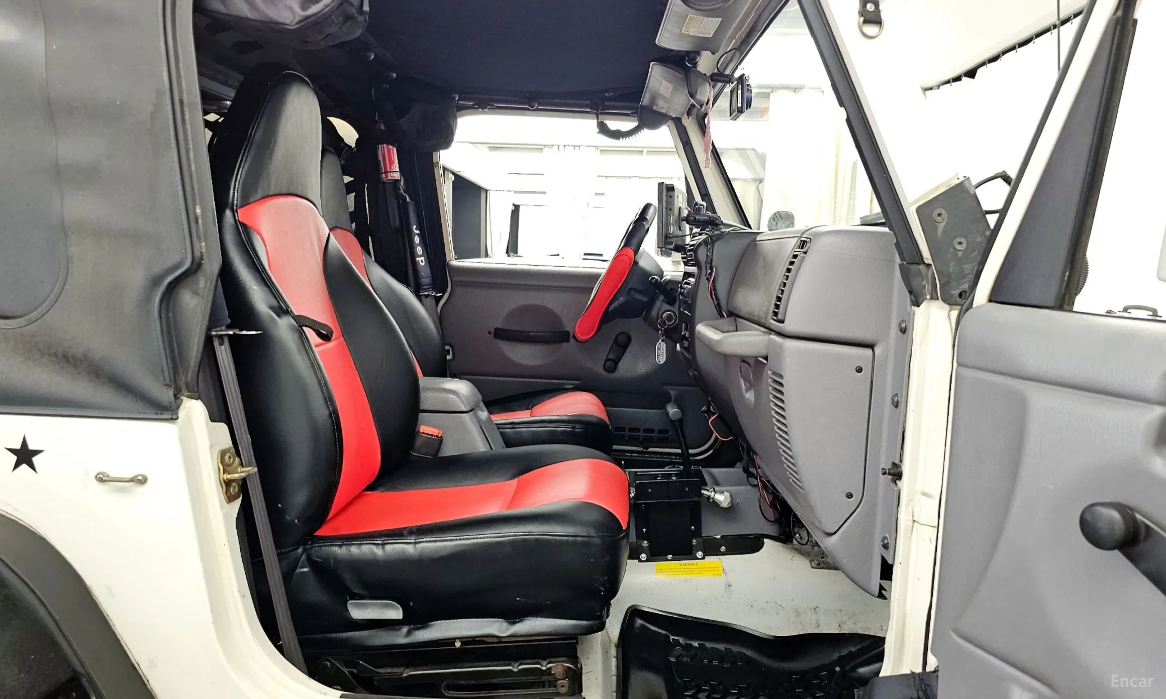 Jeep Wrangler (TJ) превью 11