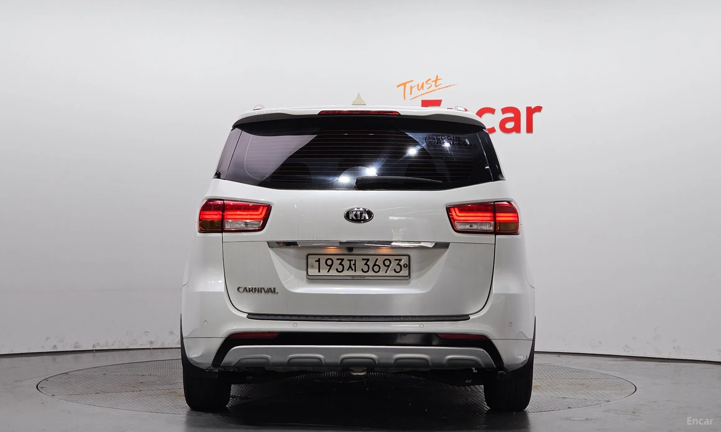 Kia Carnival превью 3