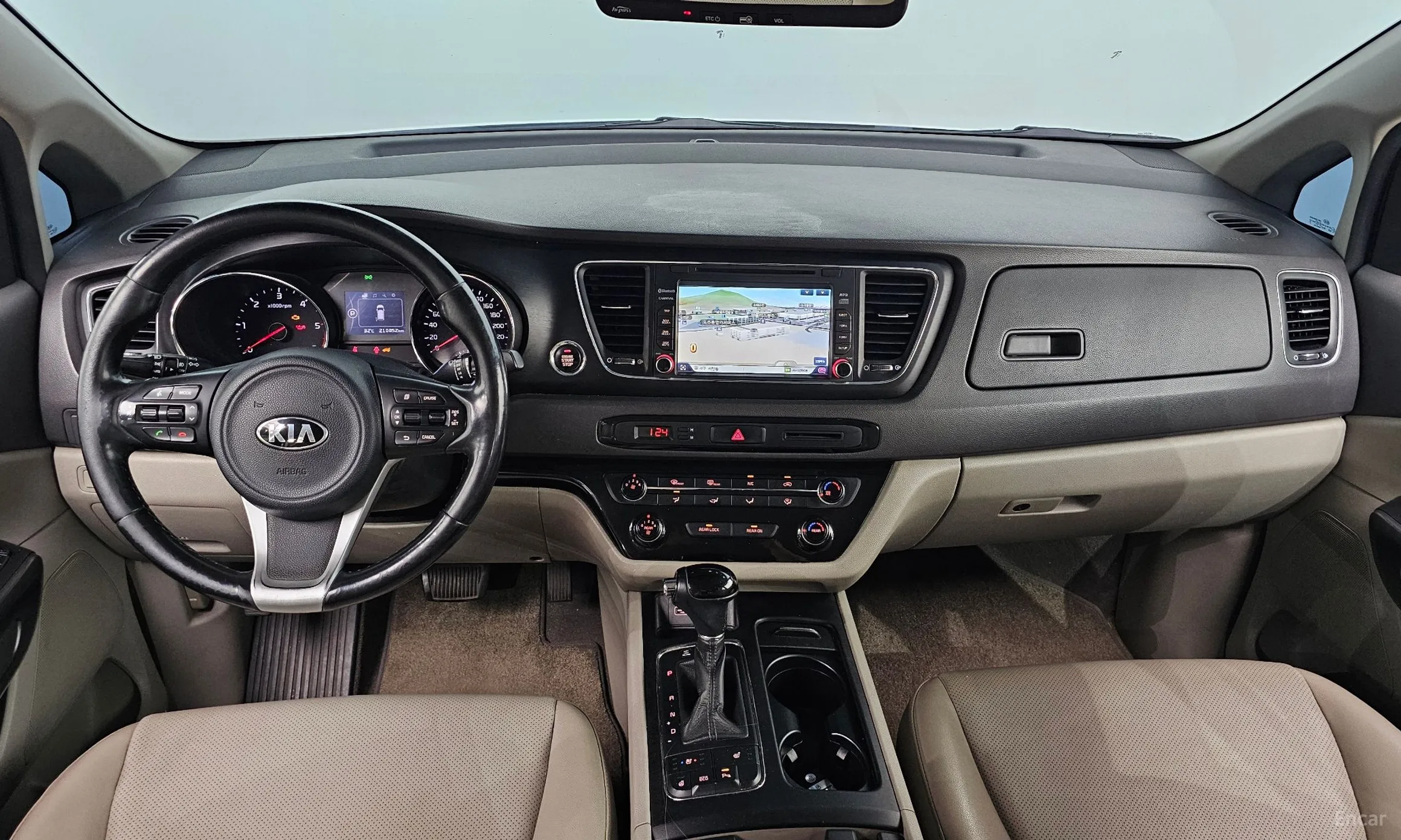Kia Carnival превью 4