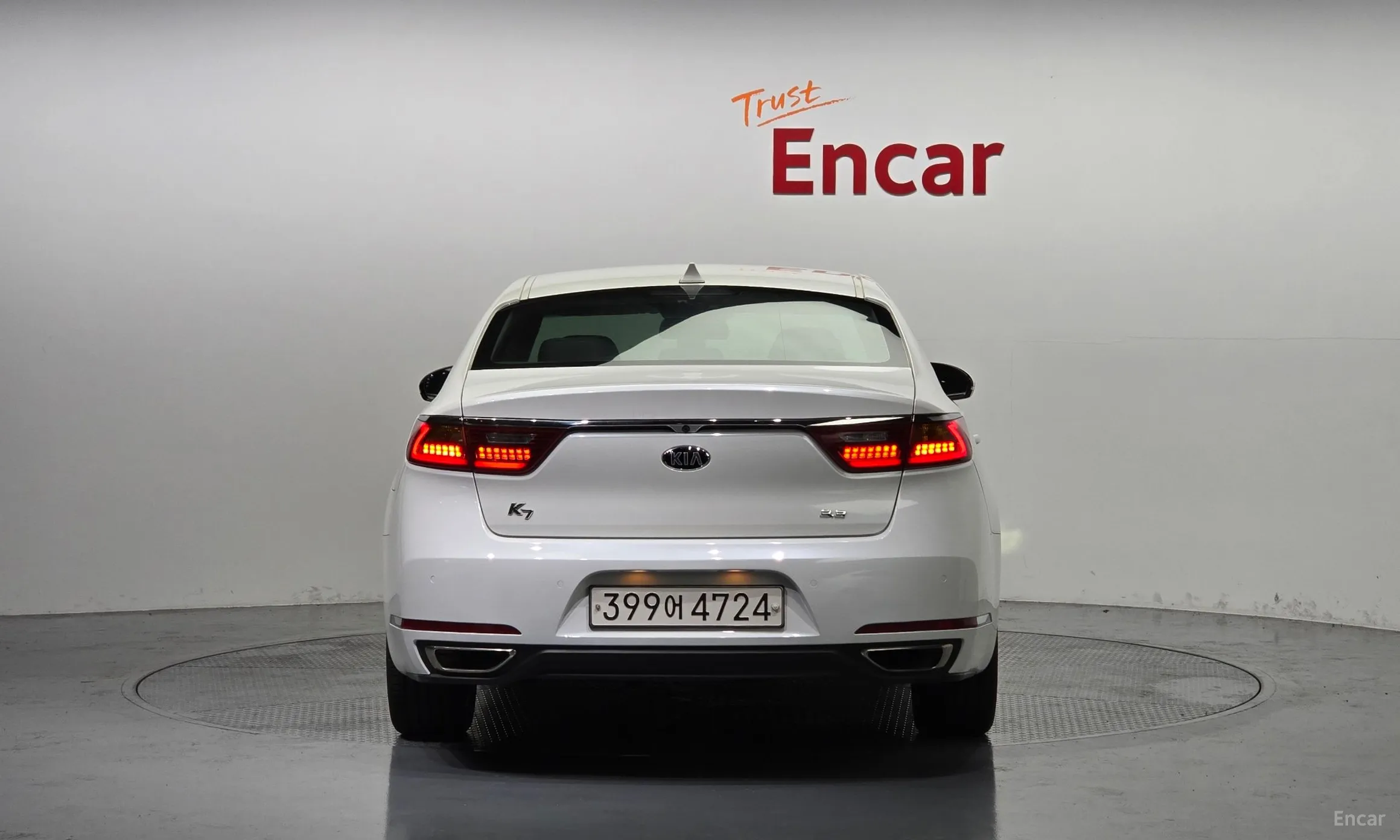Kia K7 превью 3