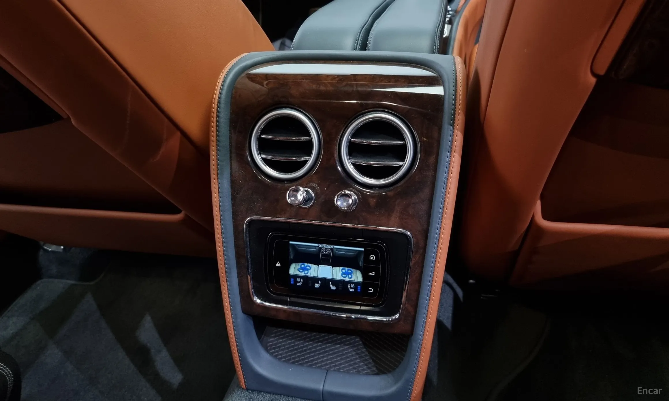 Bentley Flying Spur 2nd Generation превью 18
