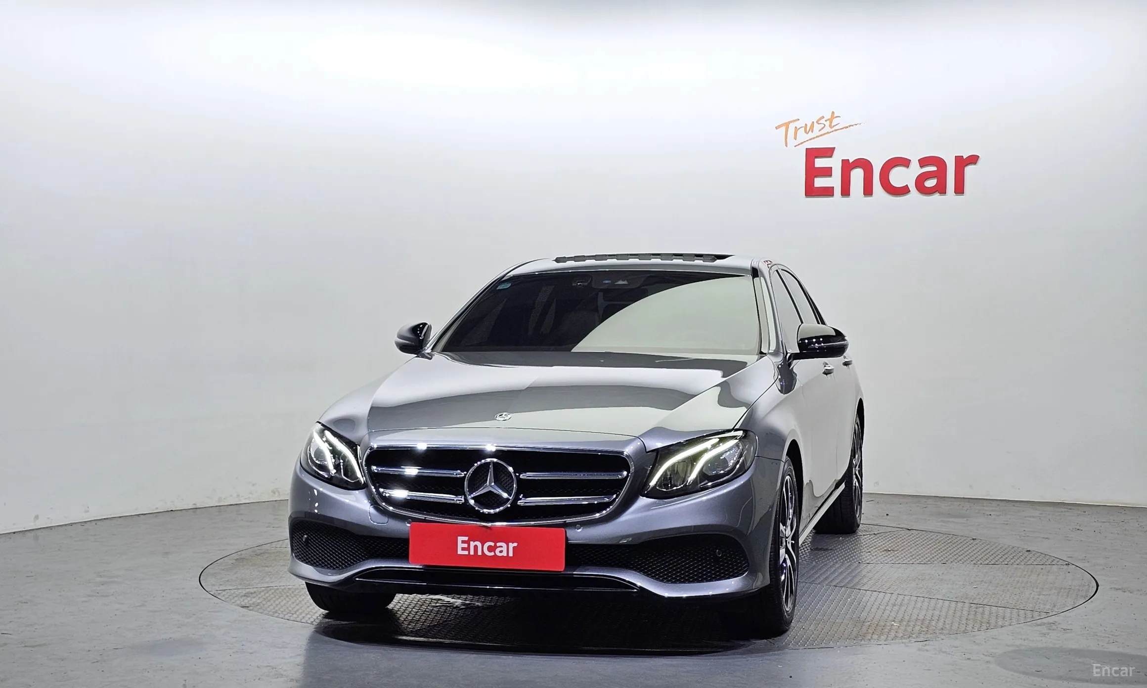 Mercedes Benz E-Class W213