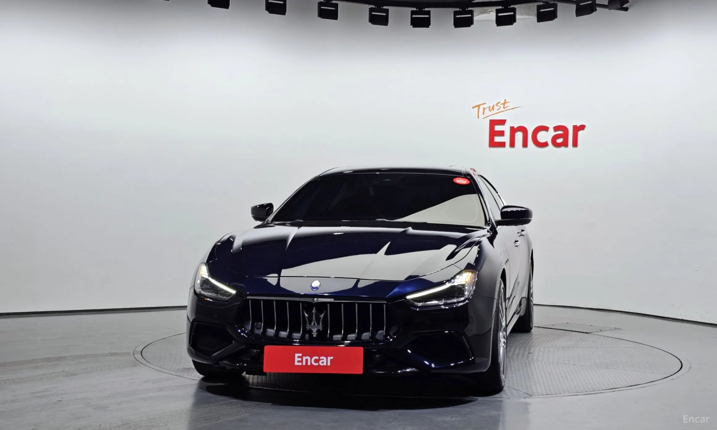 Maserati Ghibli превью 3