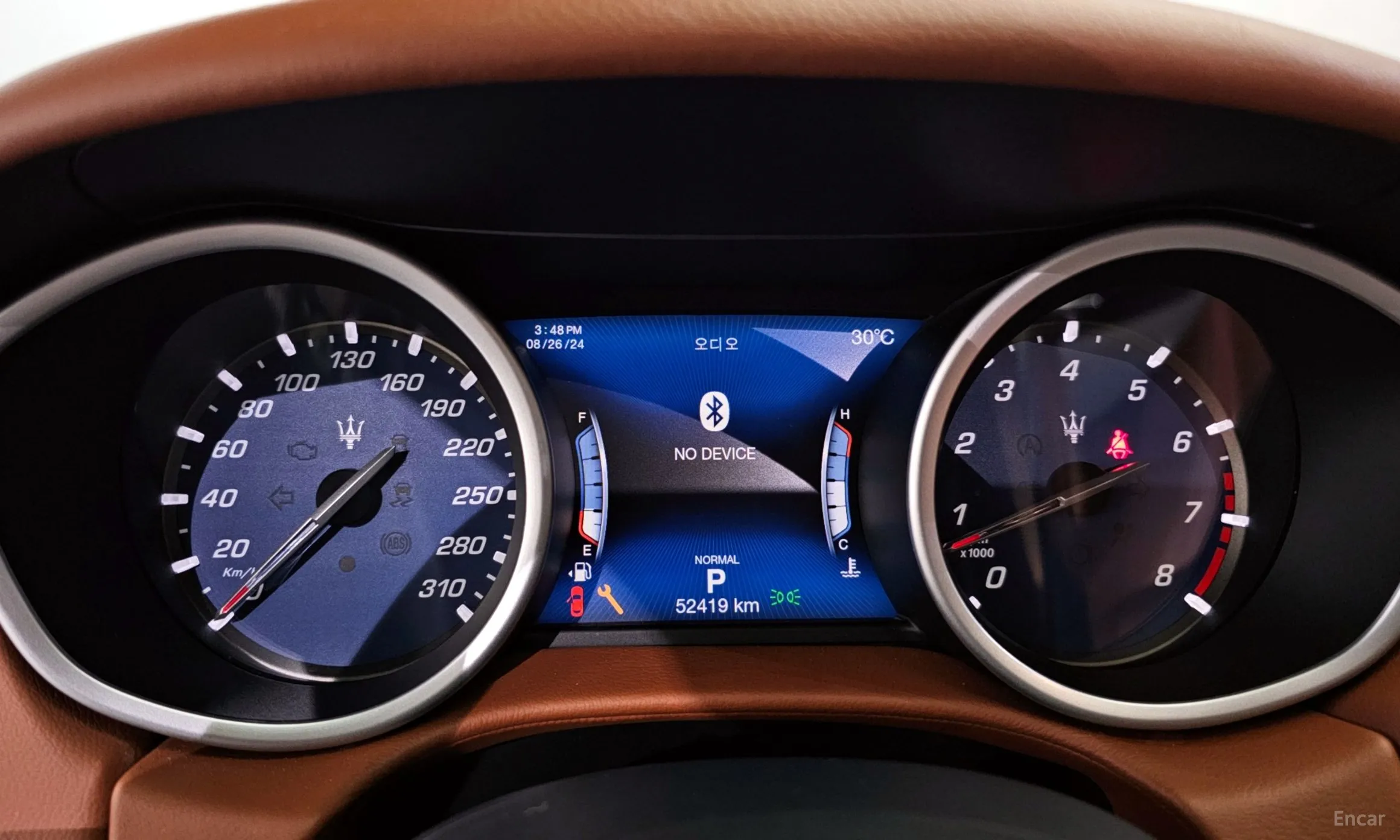 Maserati Ghibli превью 8