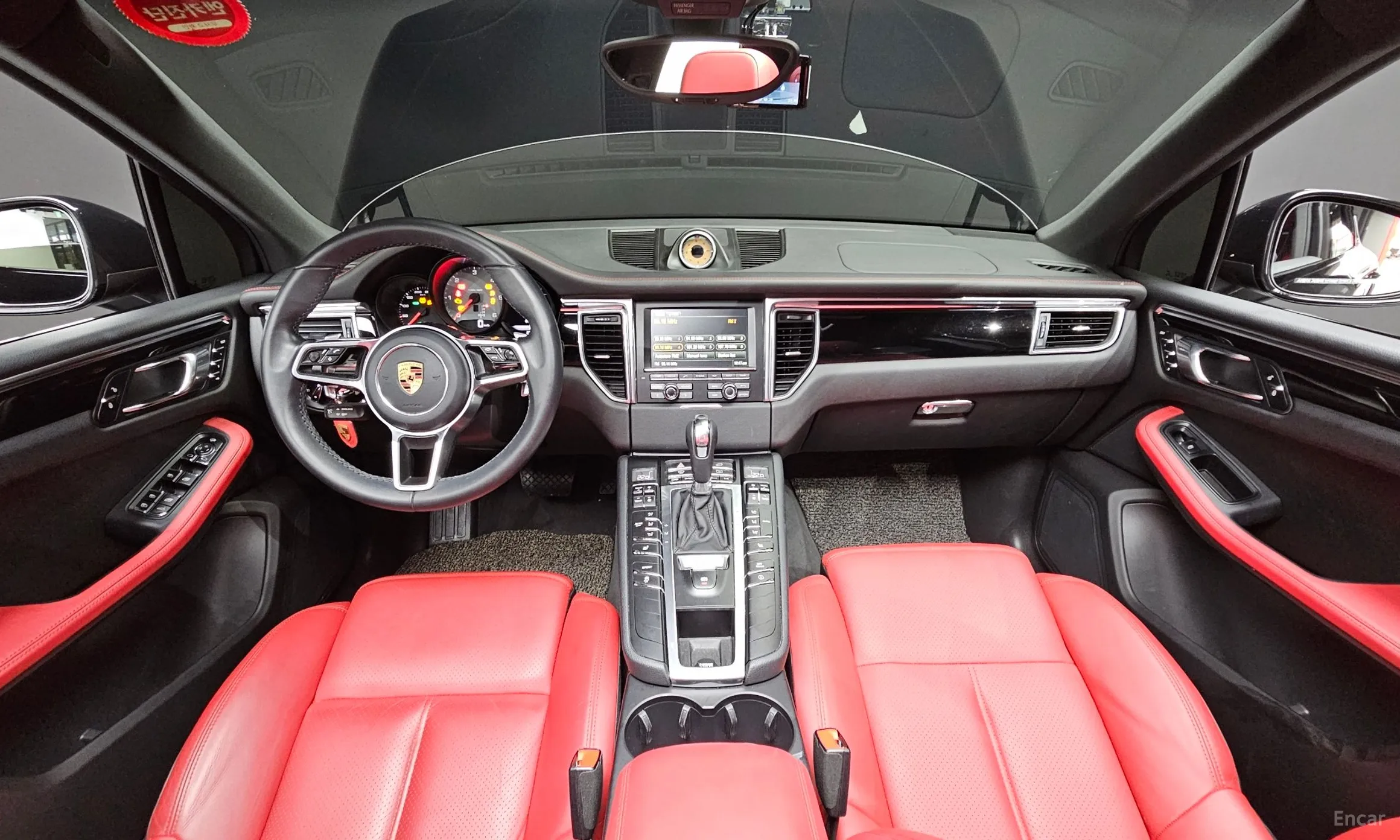 Porsche Macan превью 4