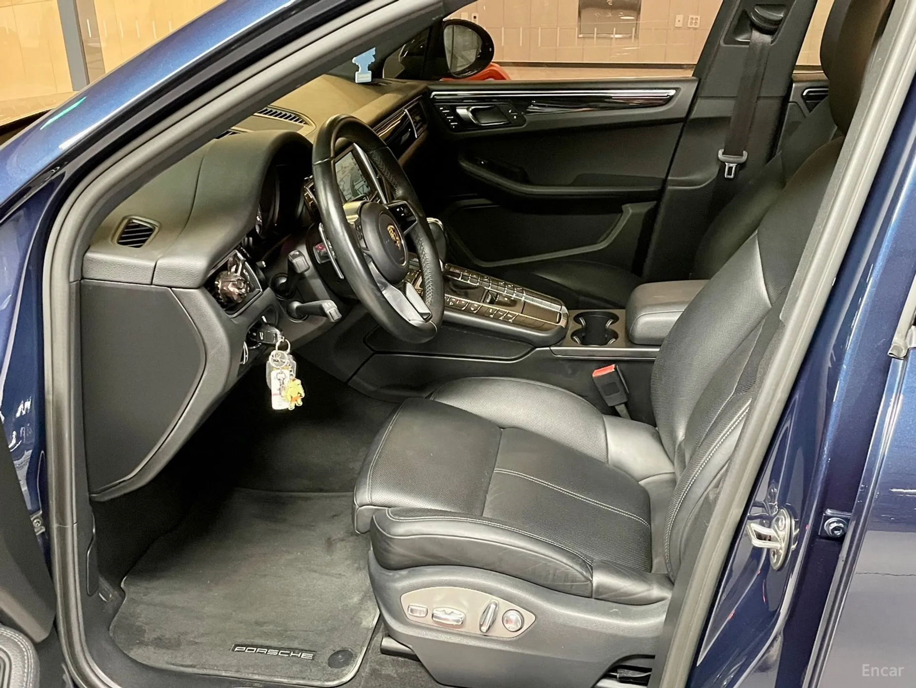 Porsche Macan превью 4
