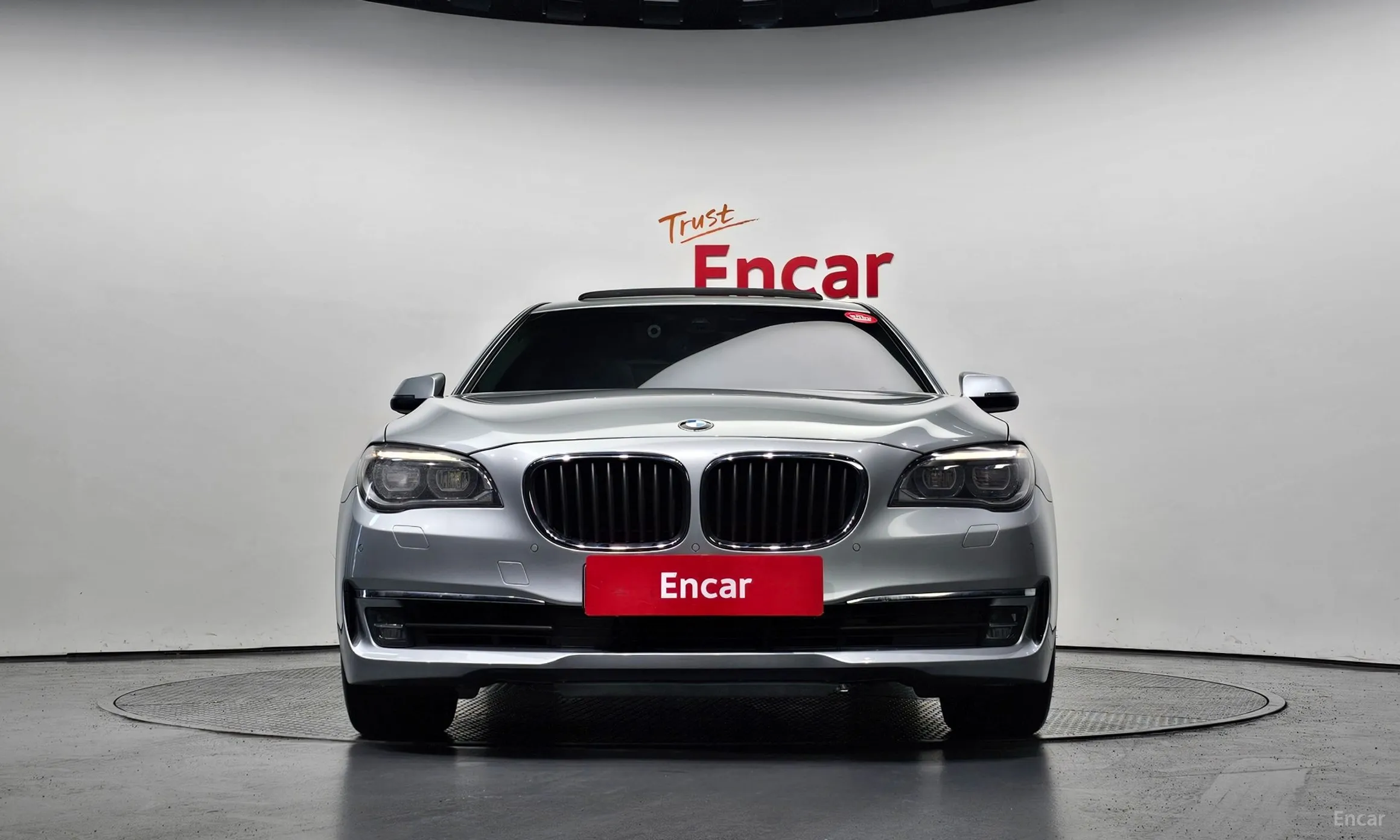 BMW 7 Series (F01) превью 2