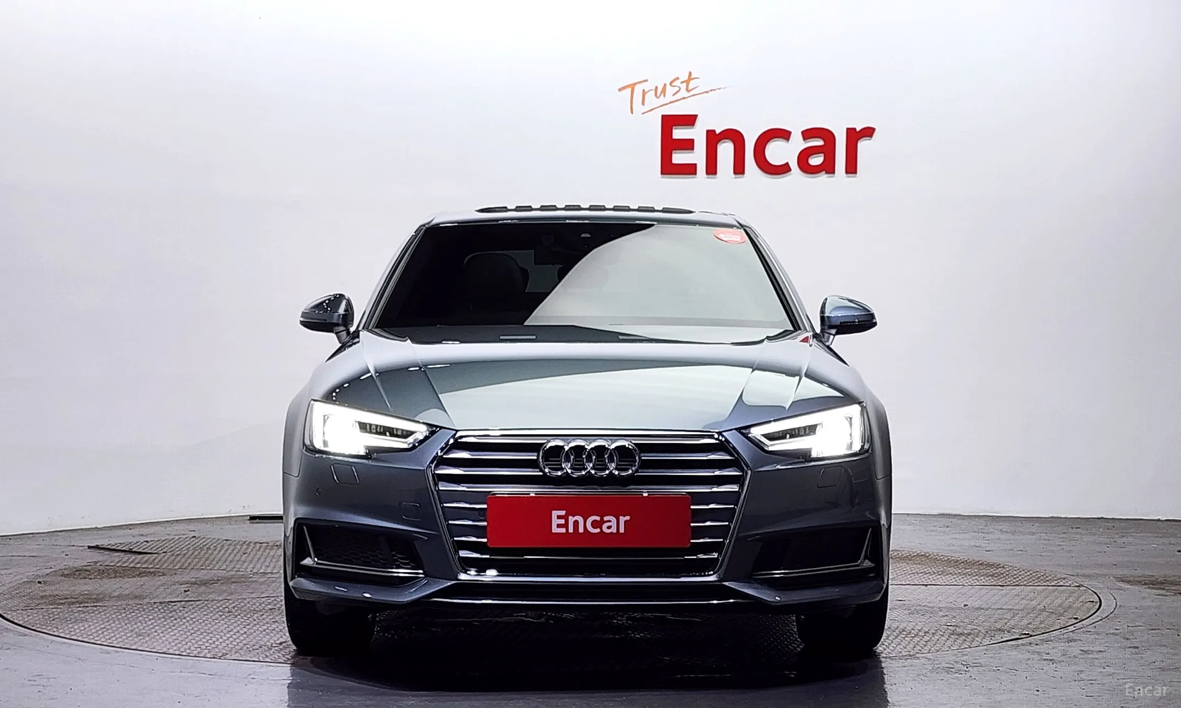 Audi A4 (B9)