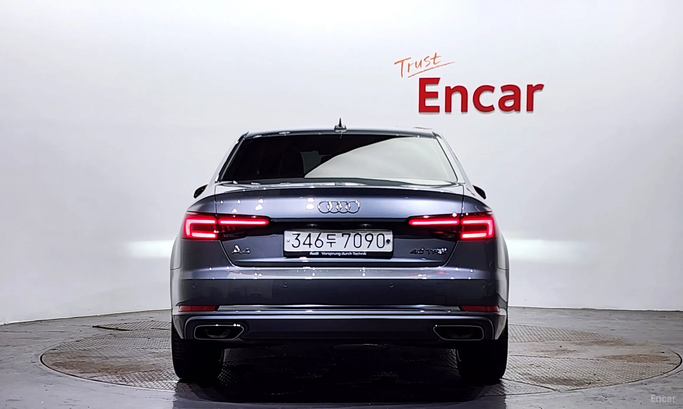 Audi A4 (B9) превью 3