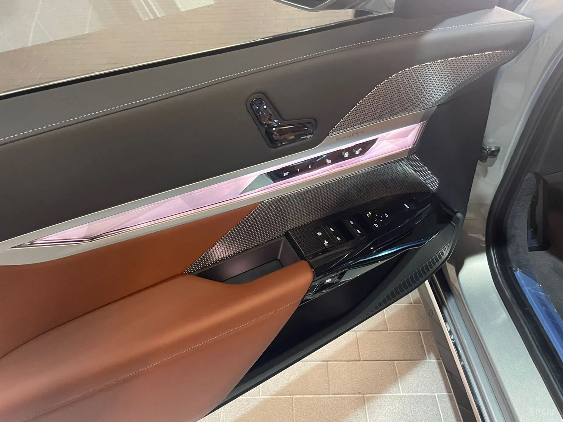 BMW 7 Series (G70) превью 16
