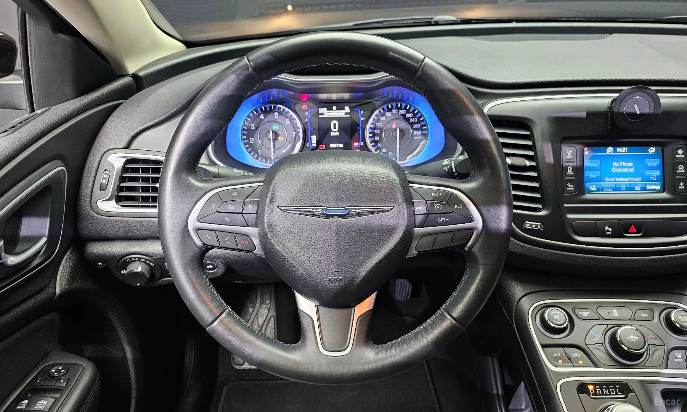 Chrysler 200 Second generation превью 13