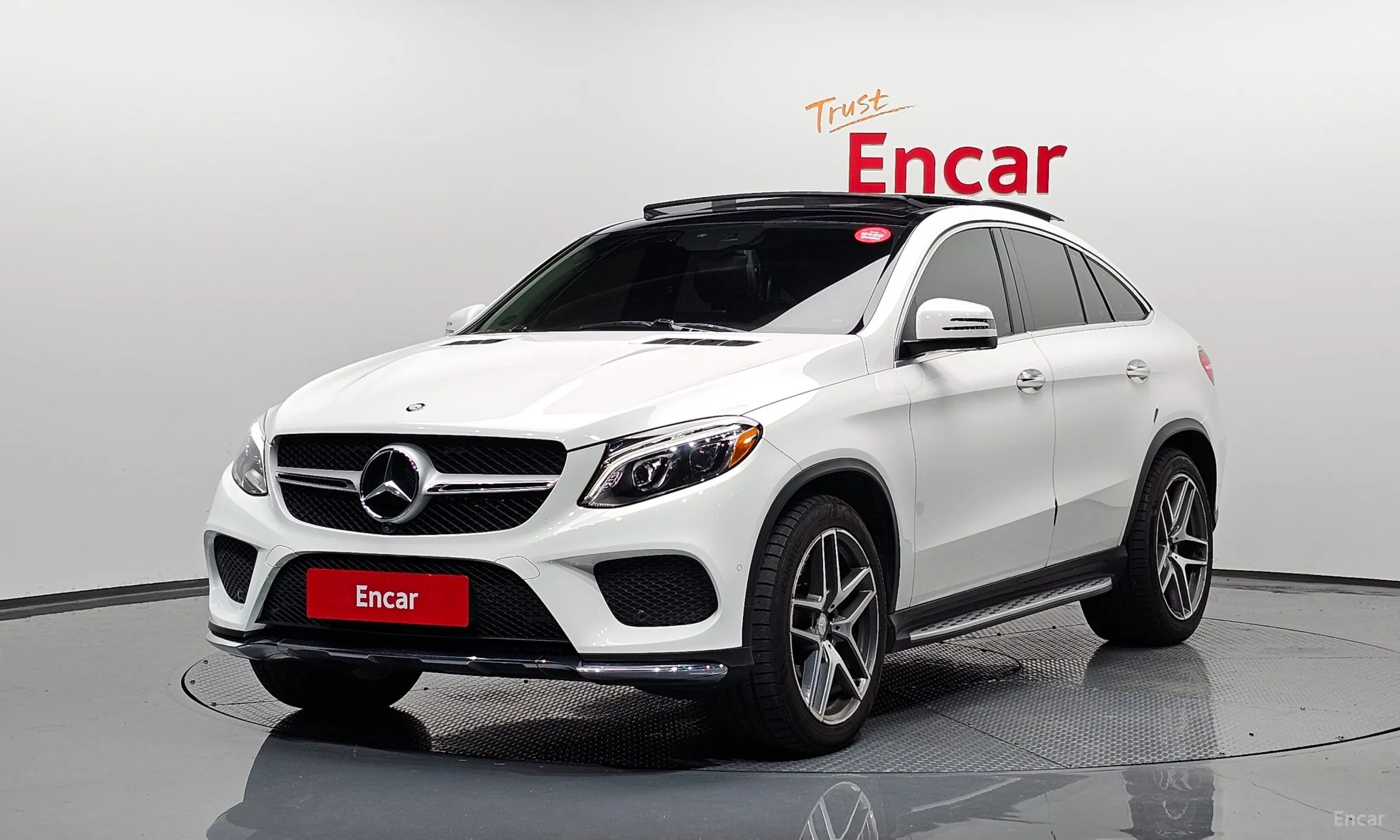 Mercedes Benz GLE-Class W166