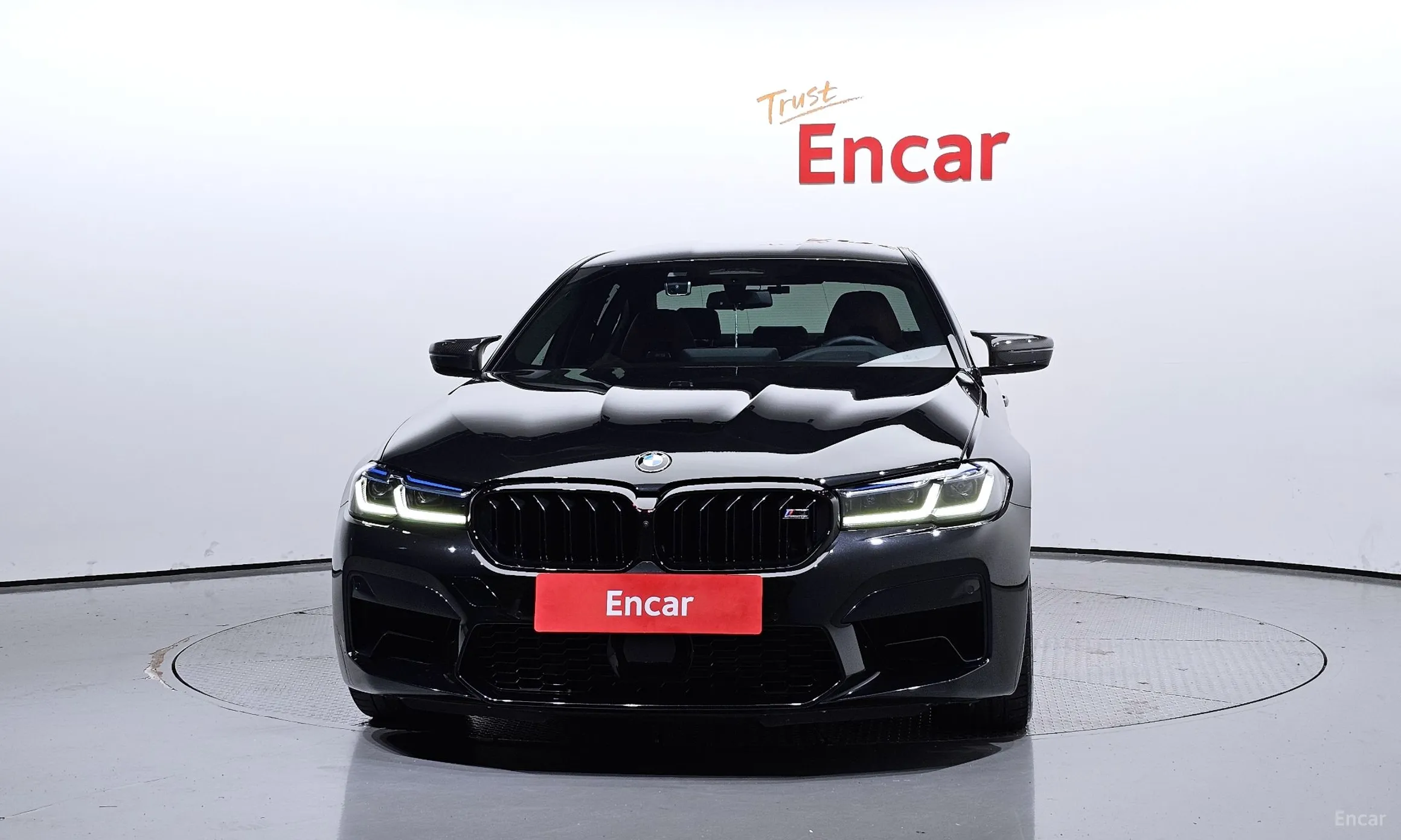 BMW M5 (F90)