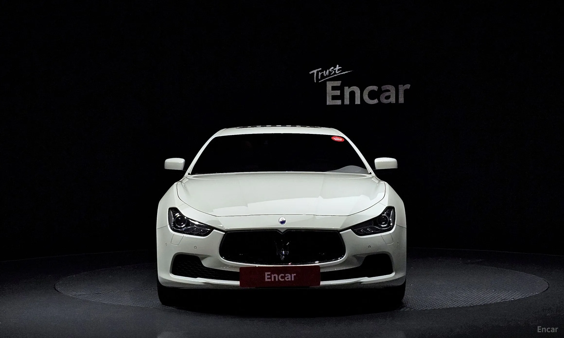Maserati Ghibli превью 3