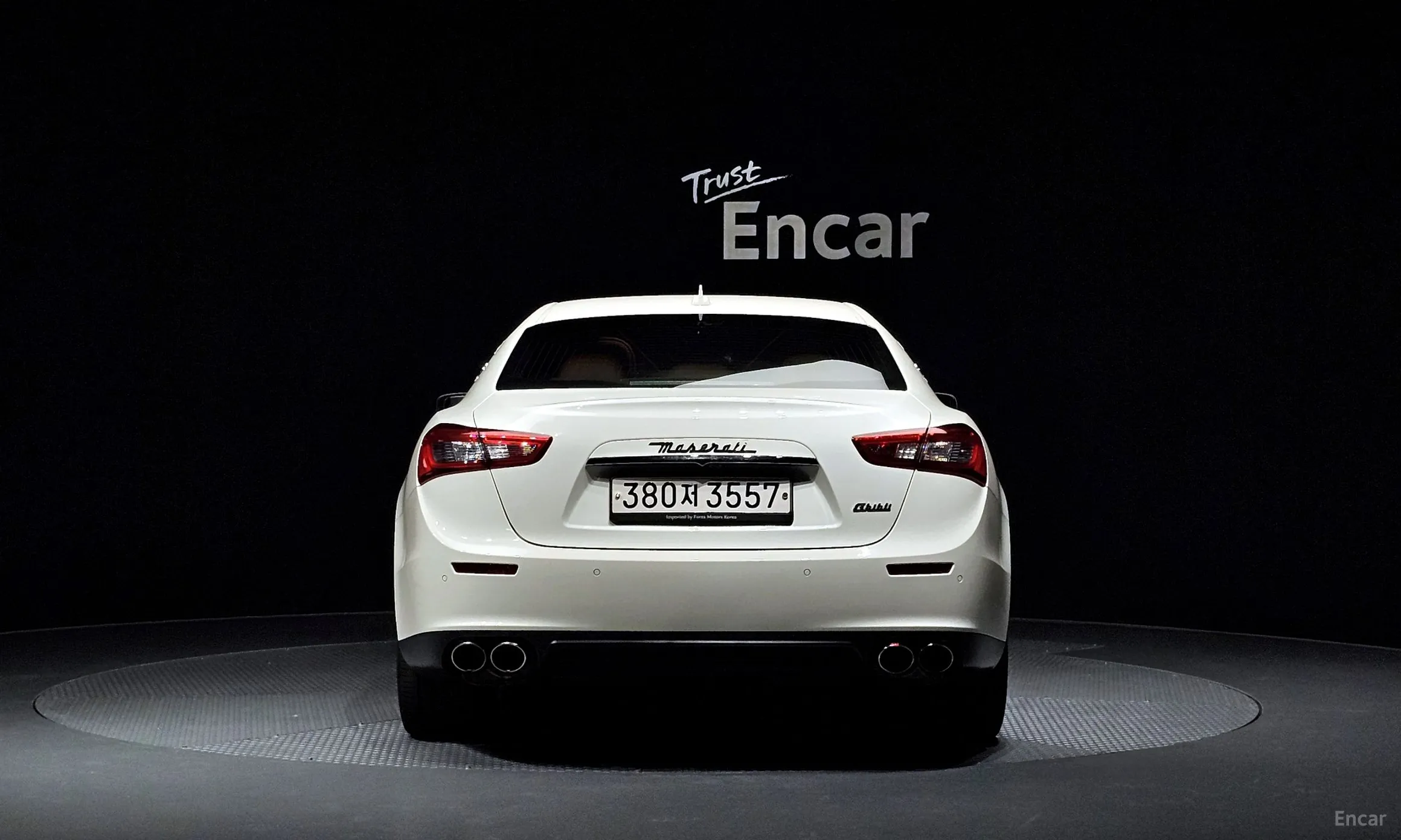 Maserati Ghibli превью 4