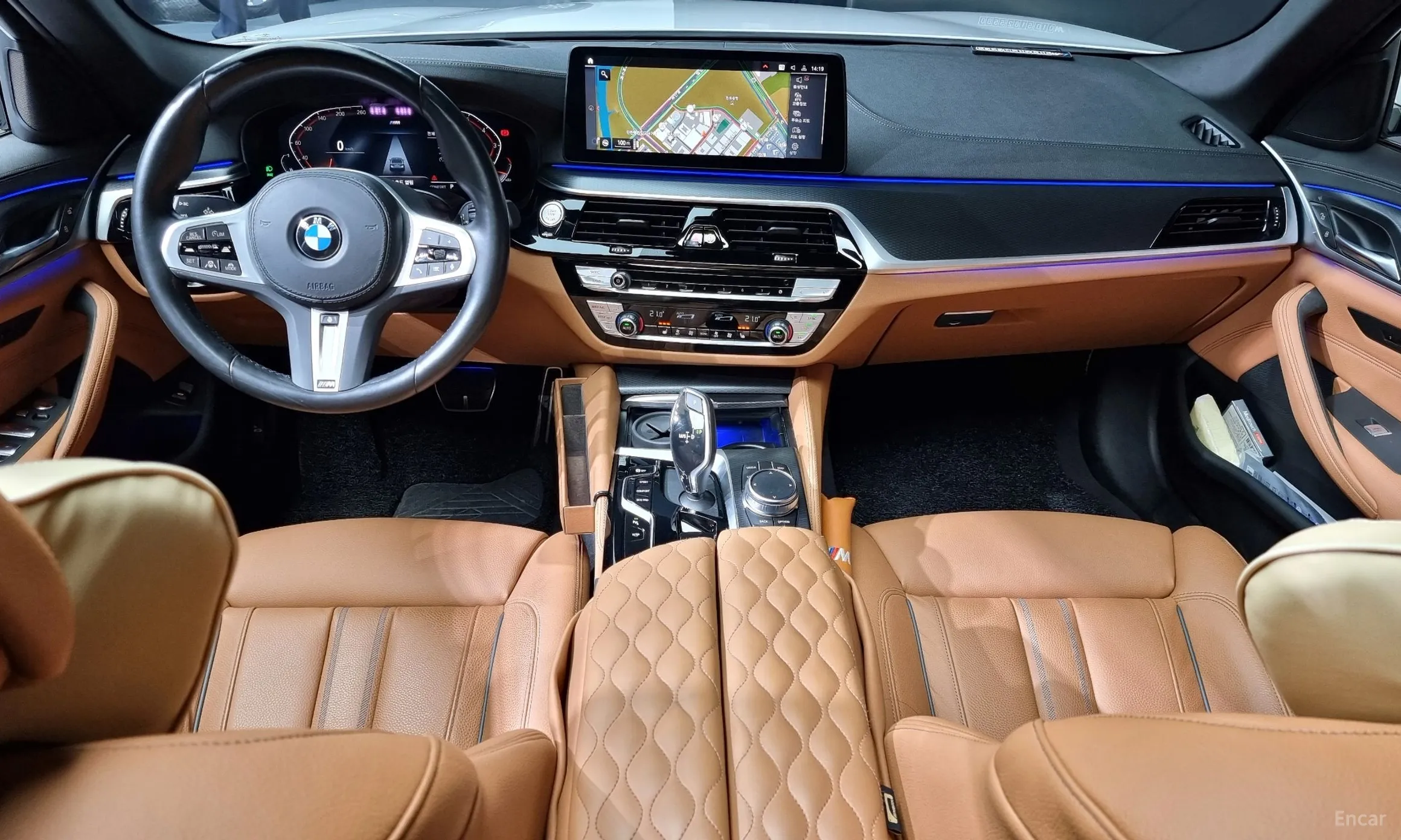 BMW 5 Series (G30) превью 4