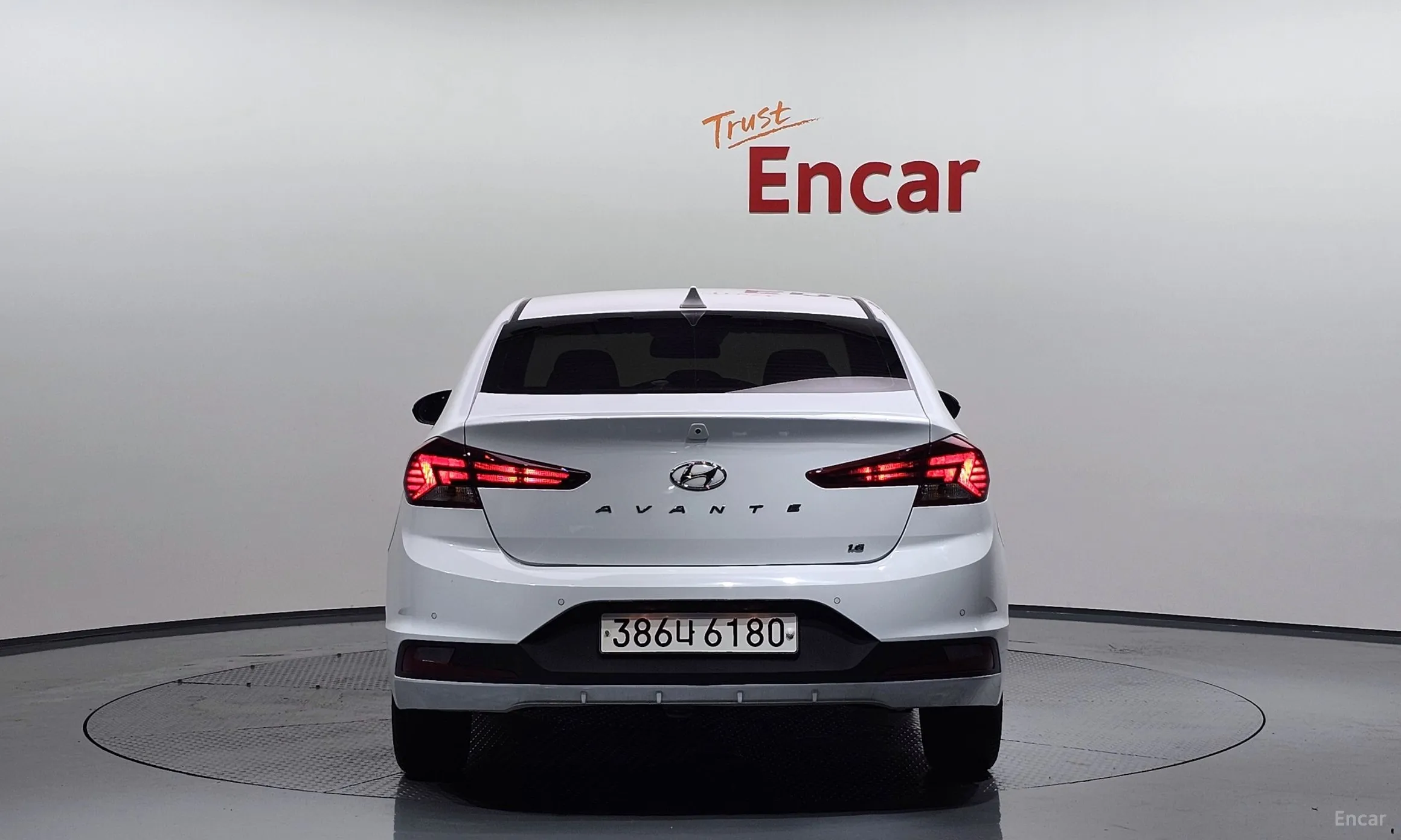 Hyundai Avante AD превью 3